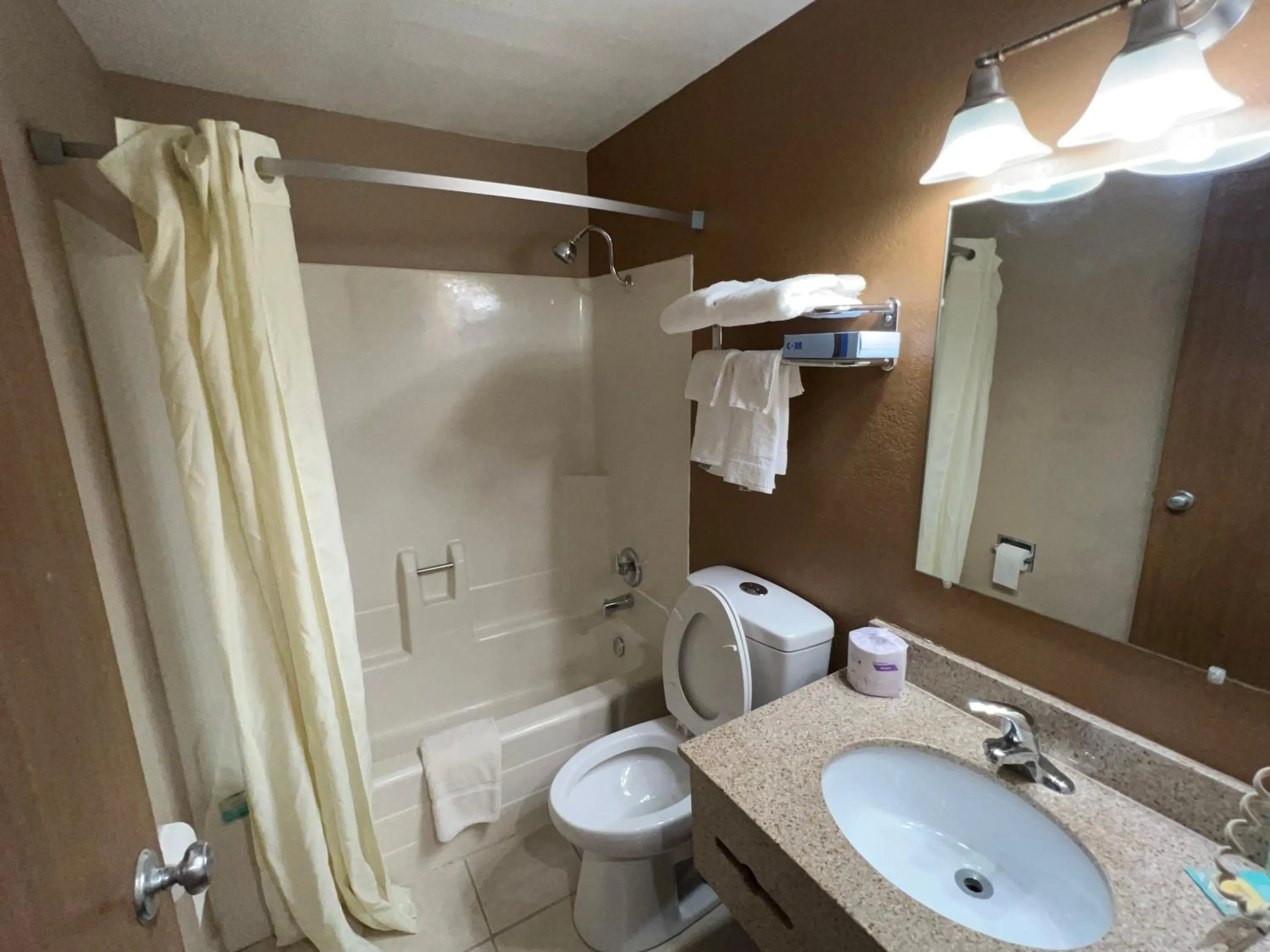 Bathroom in Dickinson Inn