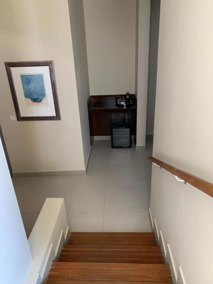 Photo of the whole room, TV/Entertainment Center in Thebonairian