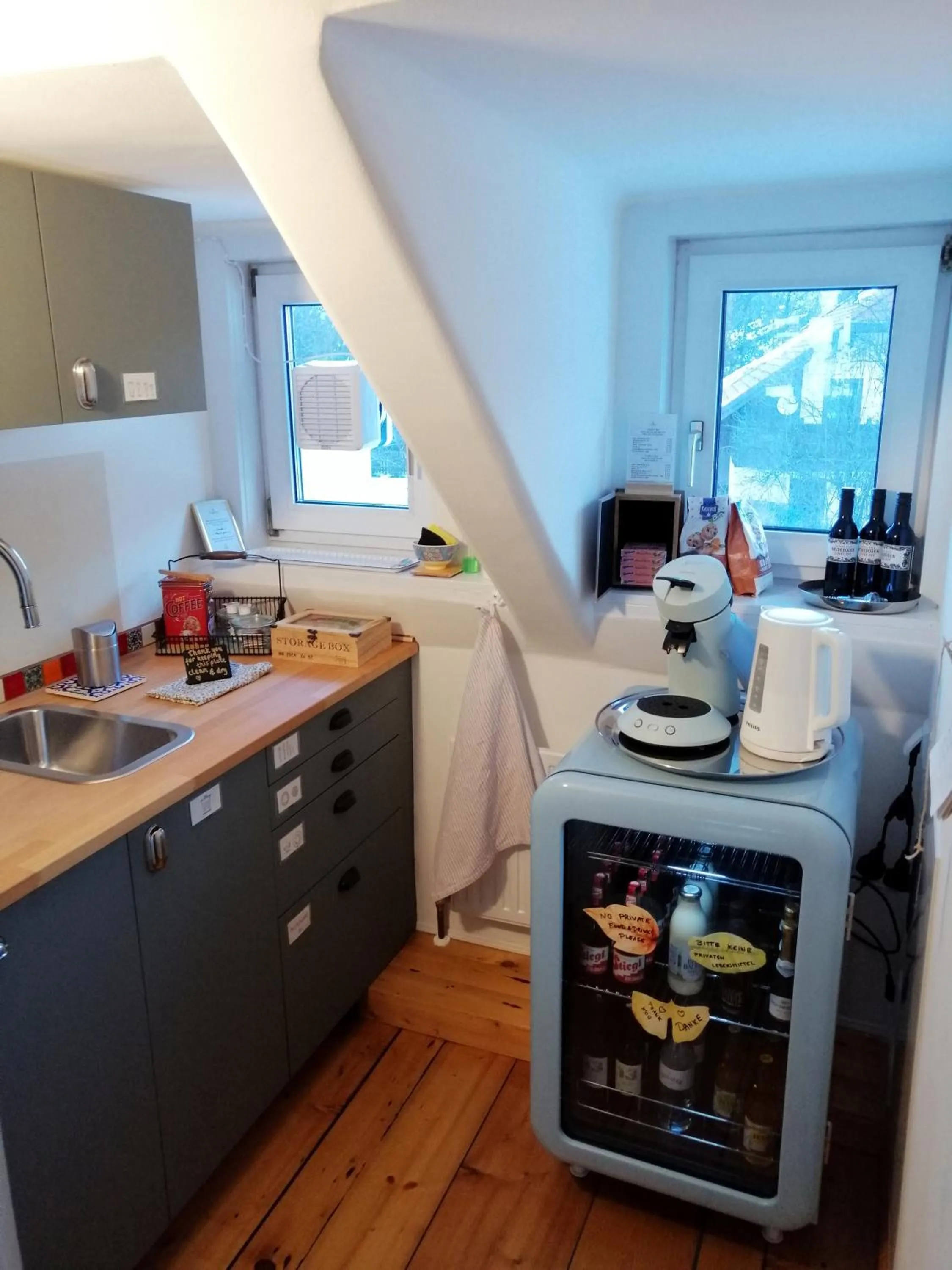 Kitchen or kitchenette in Wanderlust Boutique Rooms