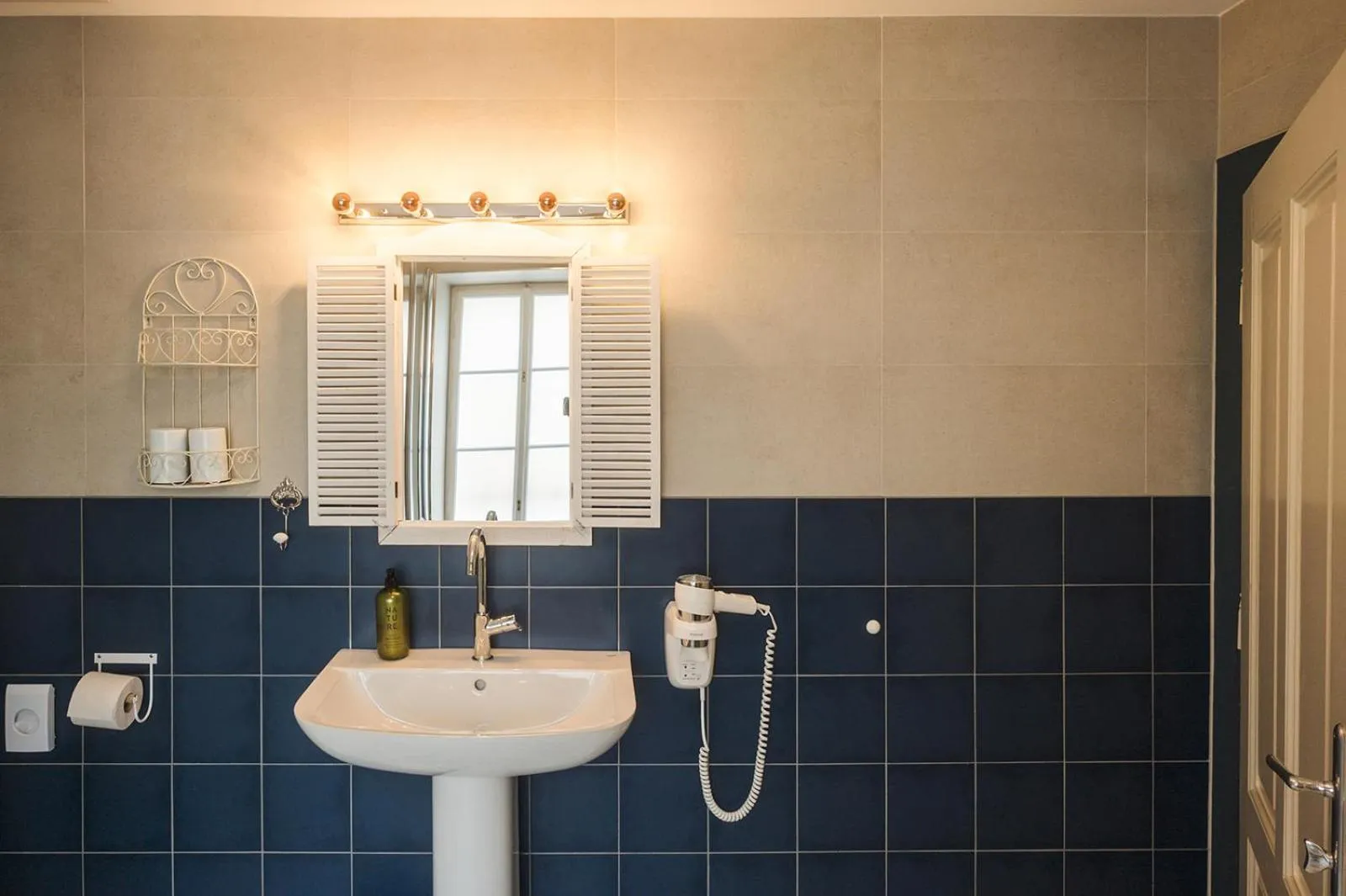 Bathroom in Wanderlust Boutique Rooms