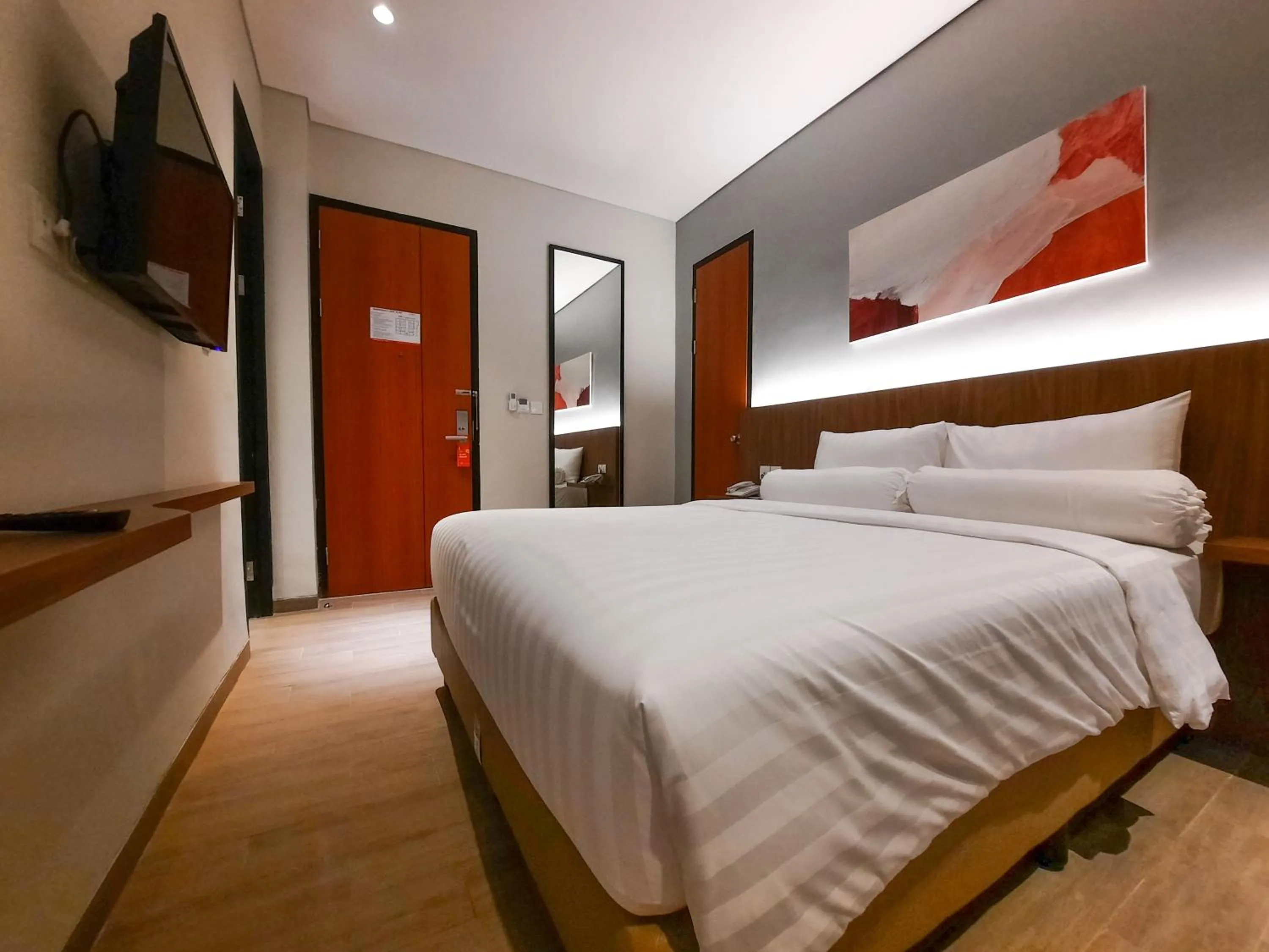 Bed in Votel Krakatau Boutique Hotel Semarang
