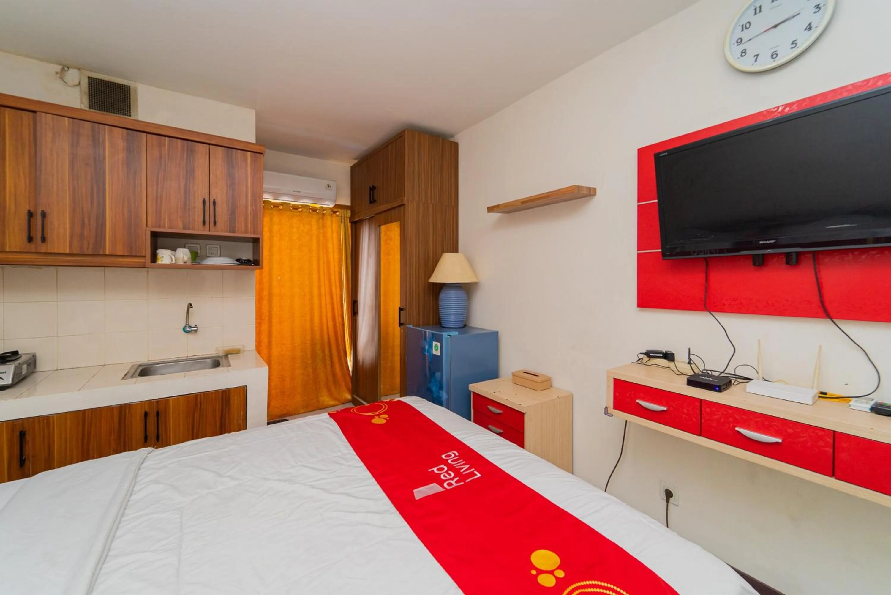 Bed in RedLiving Apartemen Cinere Resort - Gold Room
