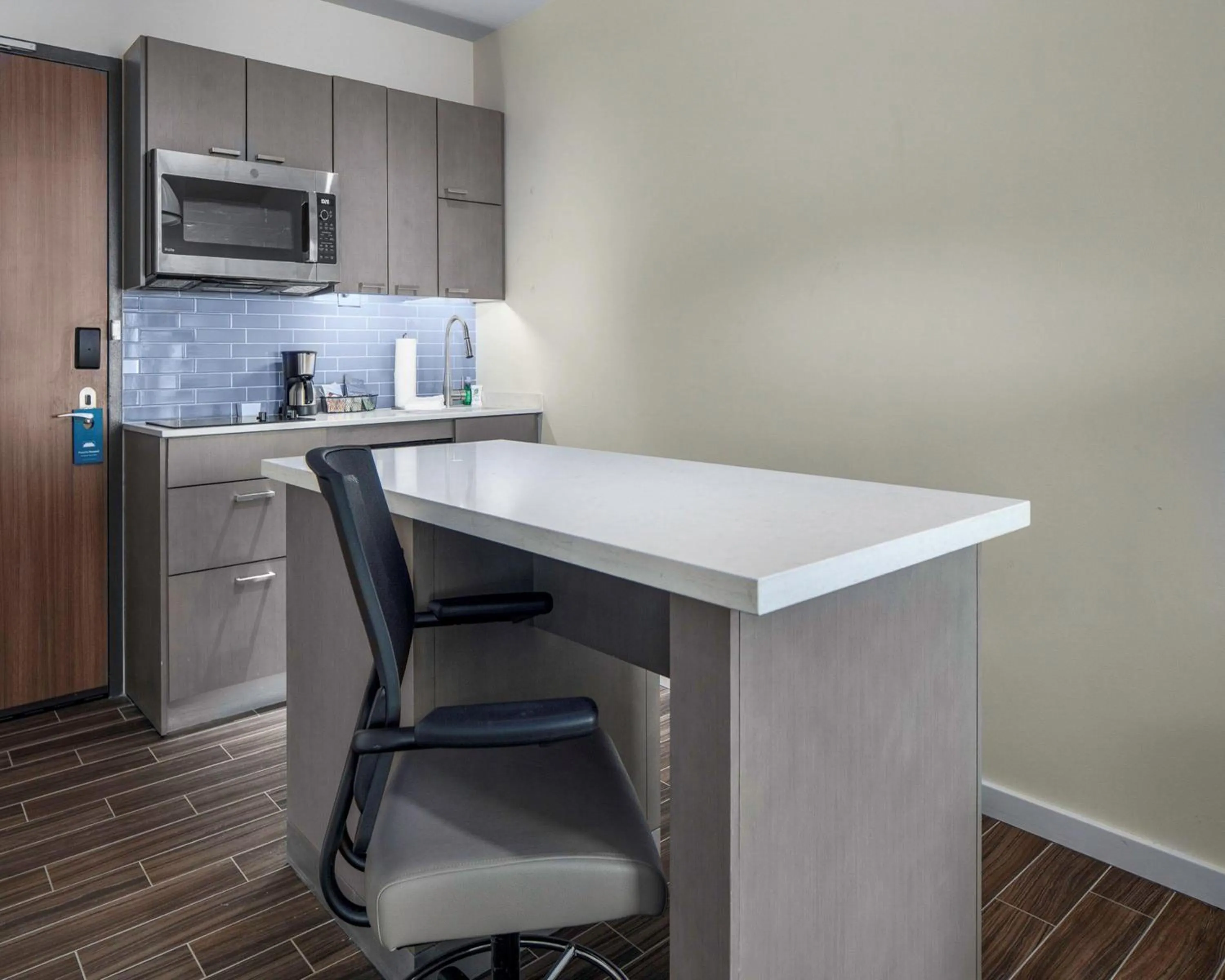 Kitchen or kitchenette in Hyatt House Allentown-Lehigh Valley