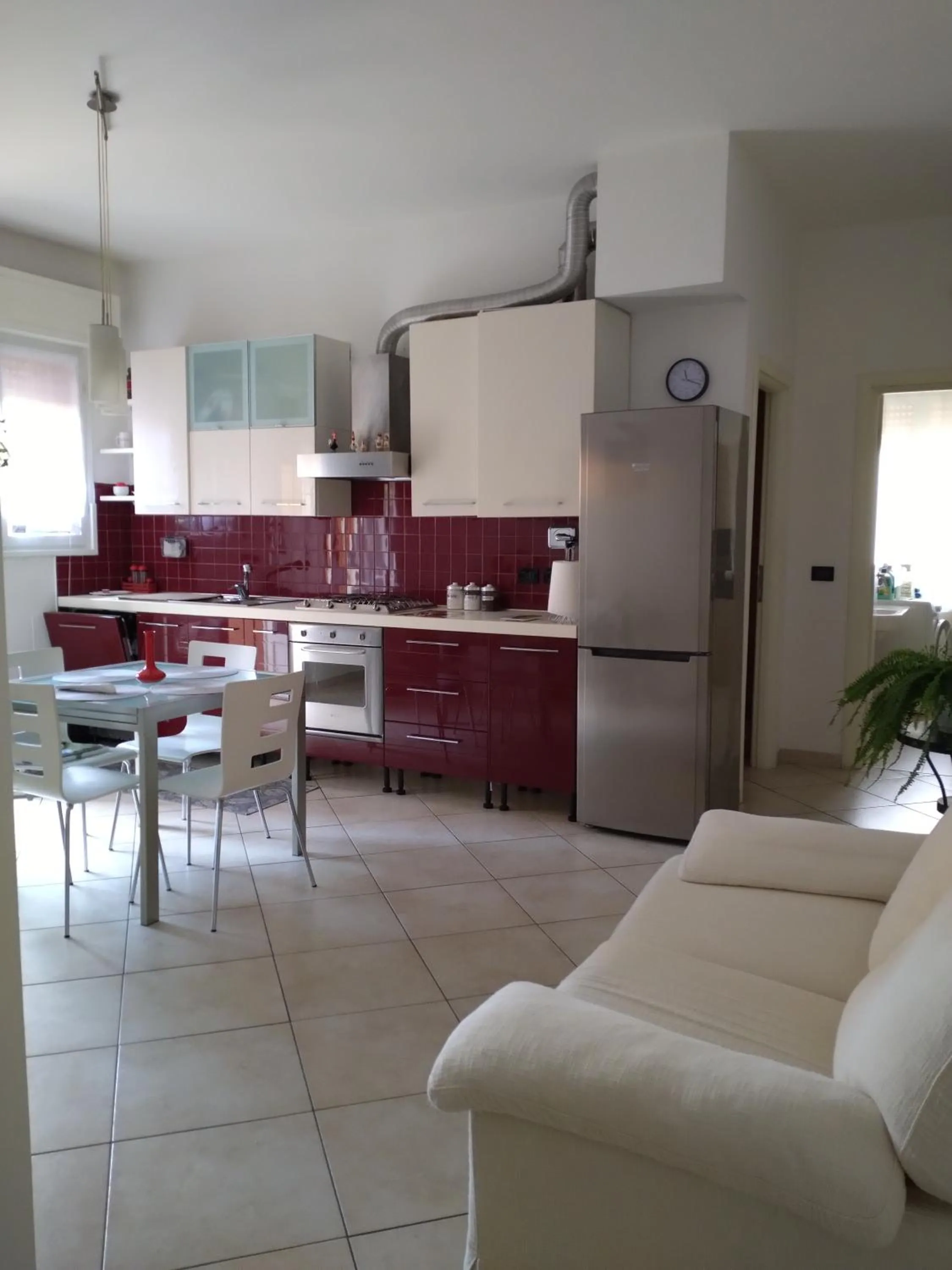 Communal kitchen in M. BINI B&B