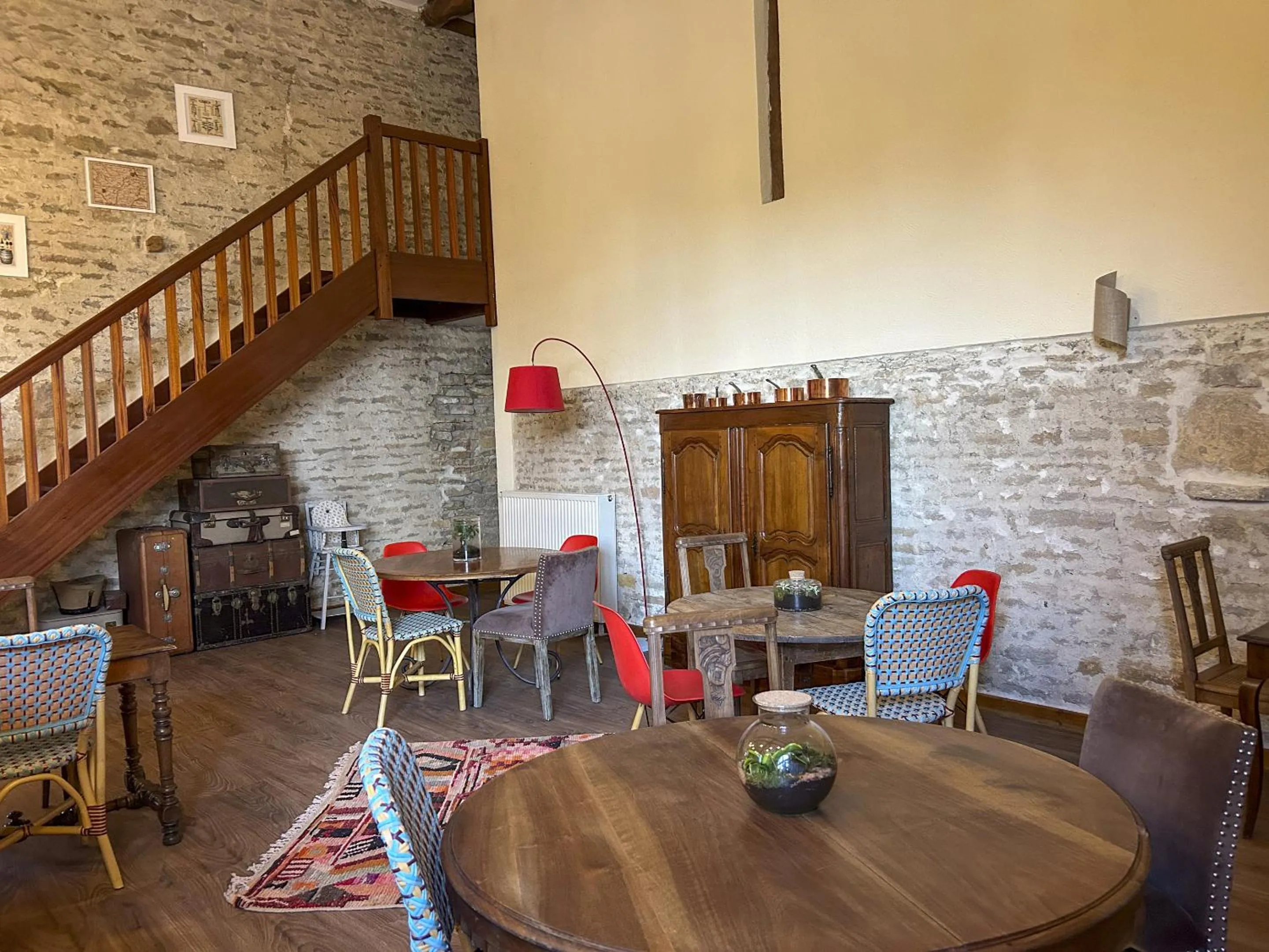 Dining area in Maison Belles Pierres