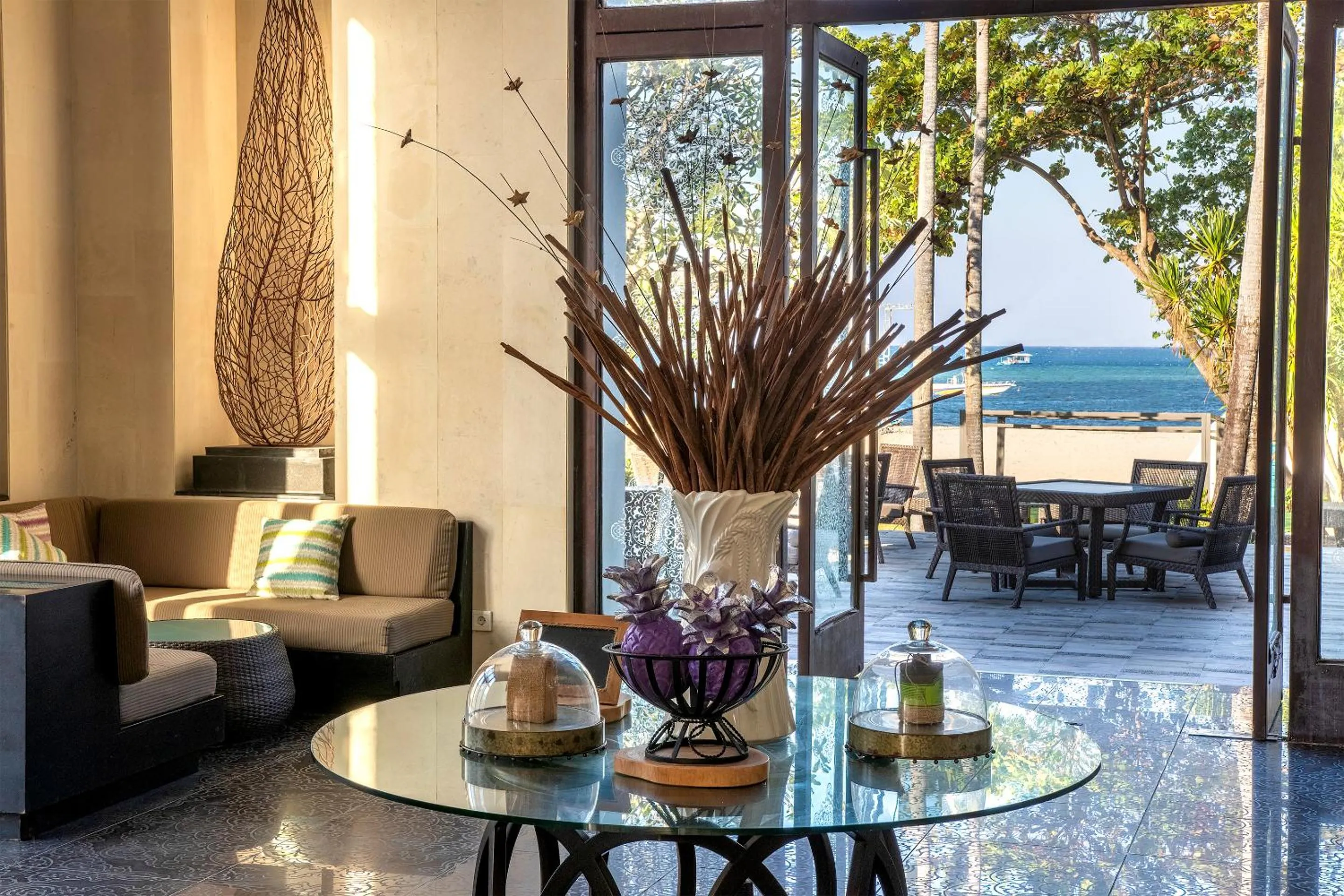 Restaurant/places to eat in The Sakala Resort Bali All Suites