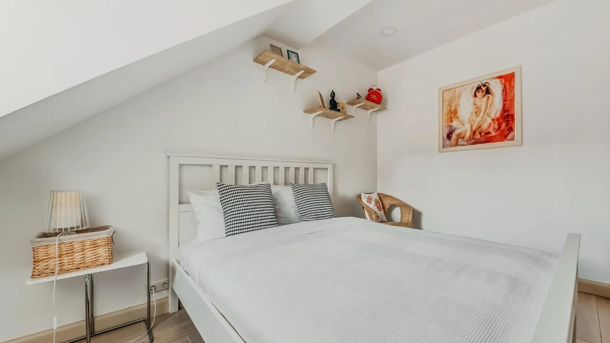 Bed in Spacious - 140 square meters Apartment, Vilnius City Centre