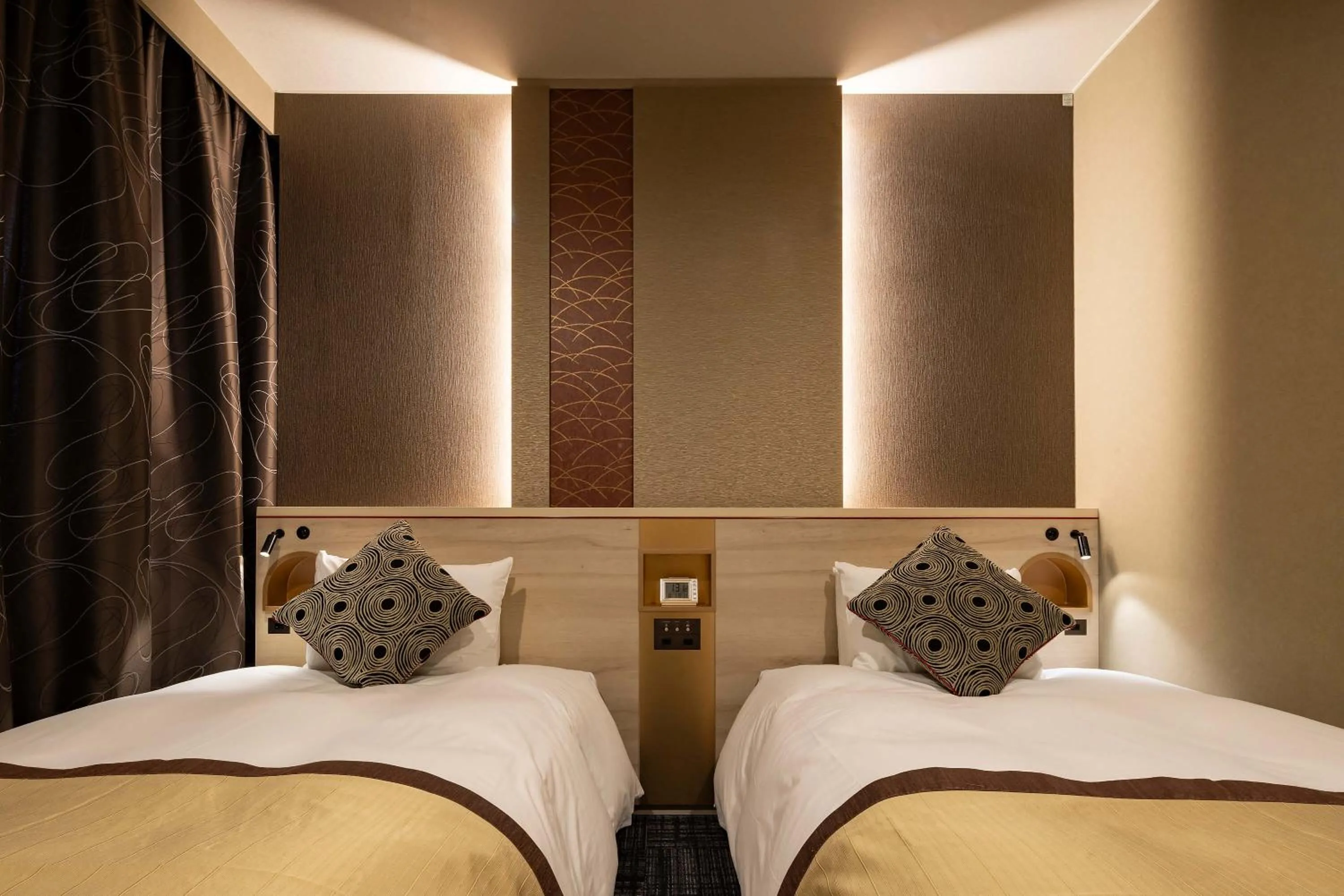 Photo of the whole room, Bed in Hotel Metropolitan Takasaki