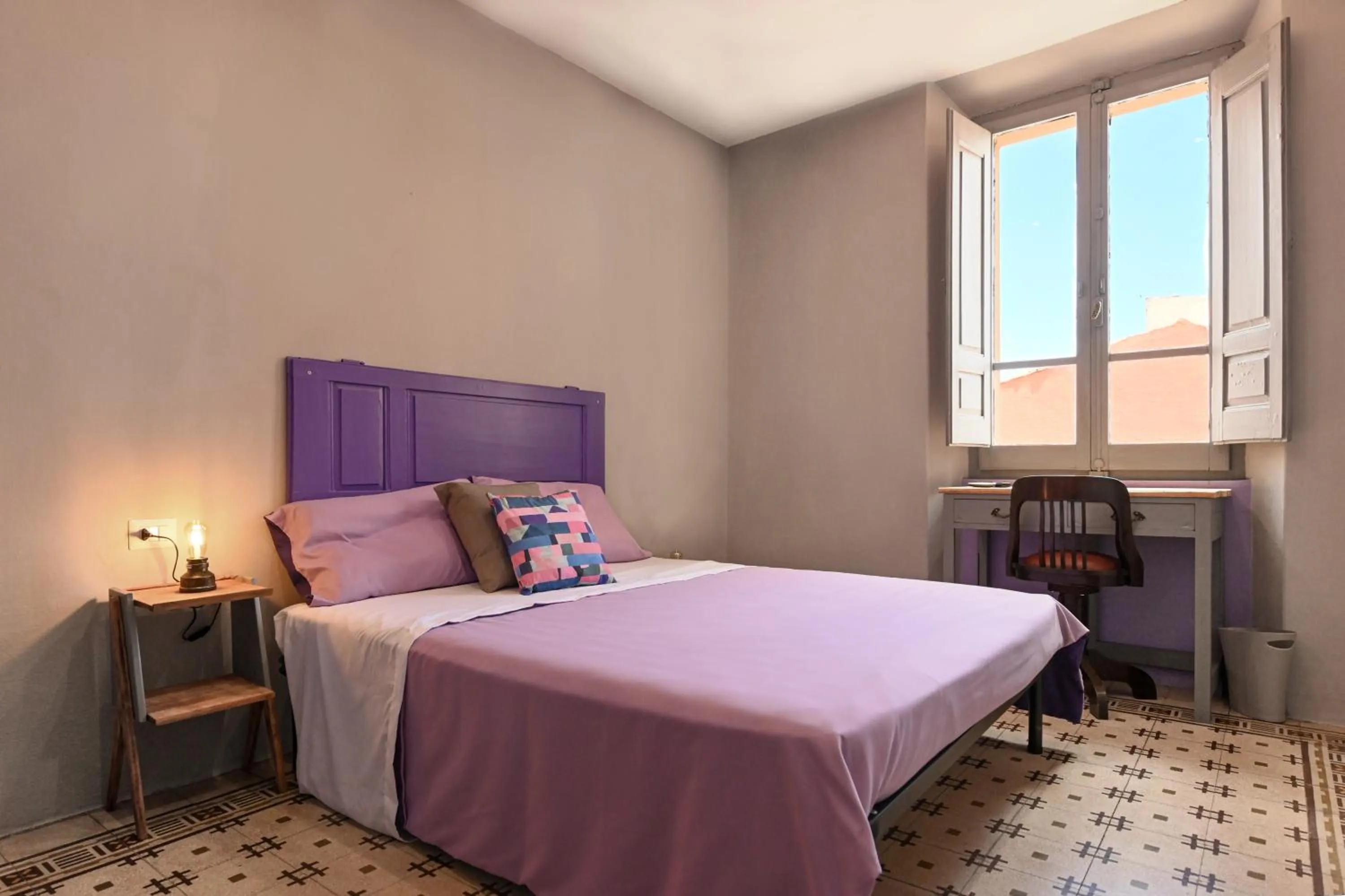 Bed in Urban Blue Guest House