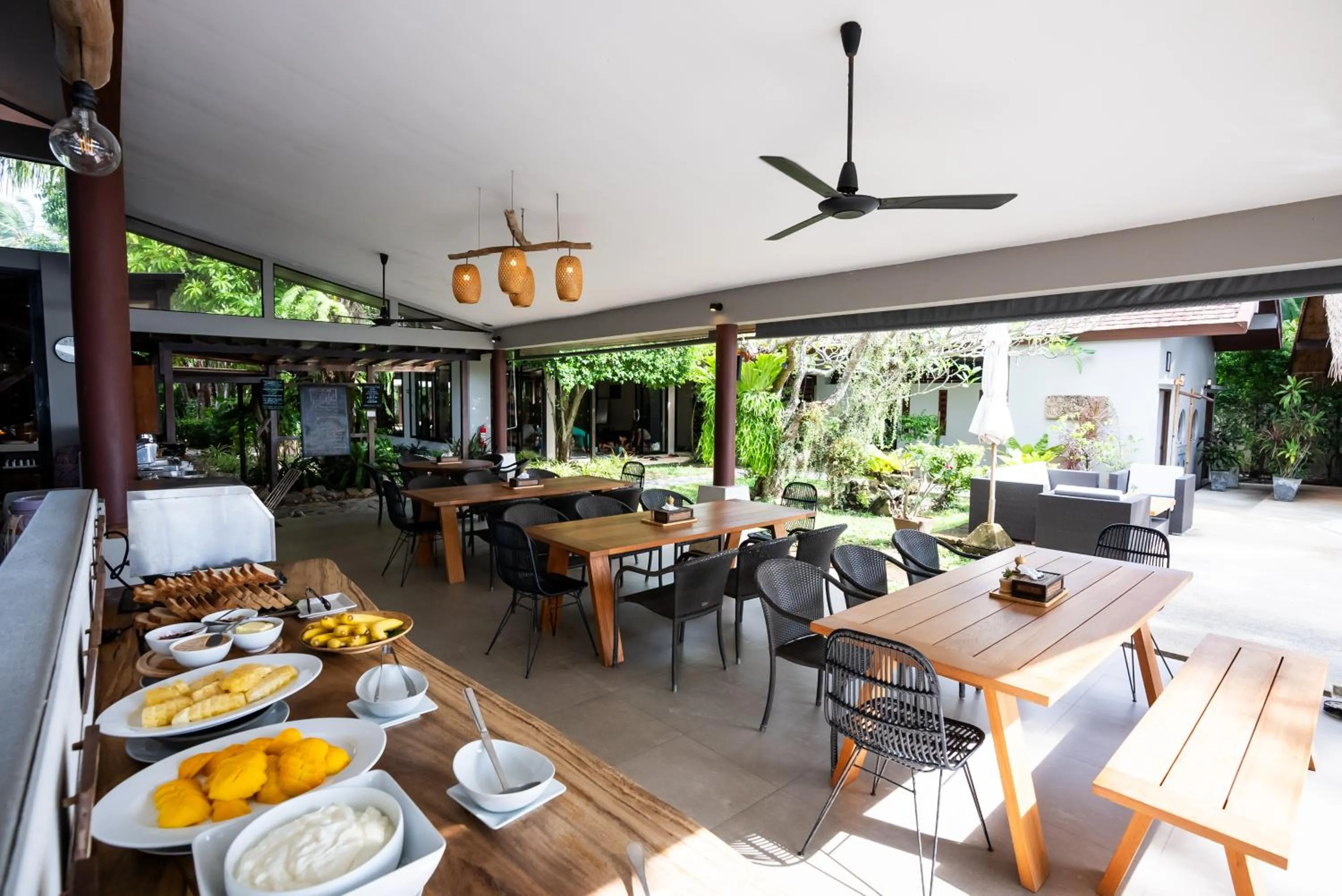 Dining area in Samahita Retreat