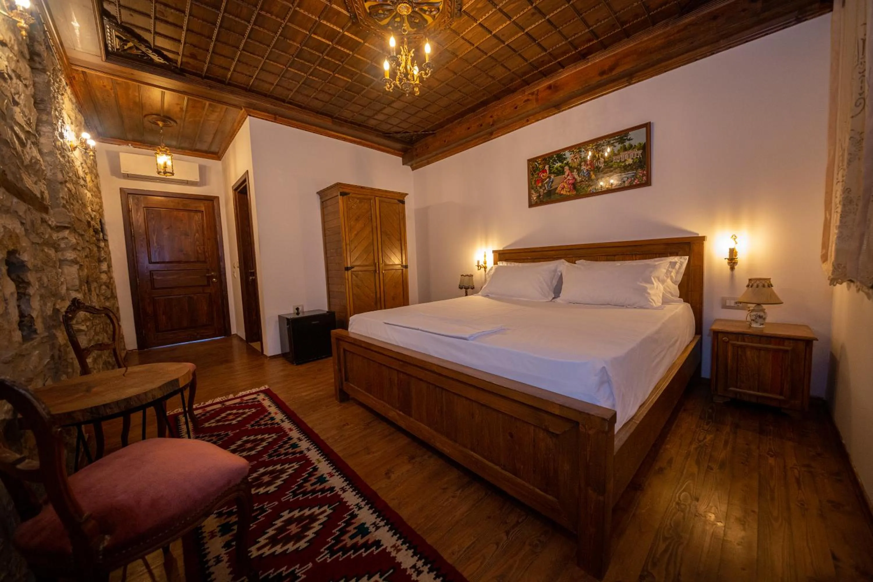 Photo of the whole room, Bed in Berati Castle Hotel