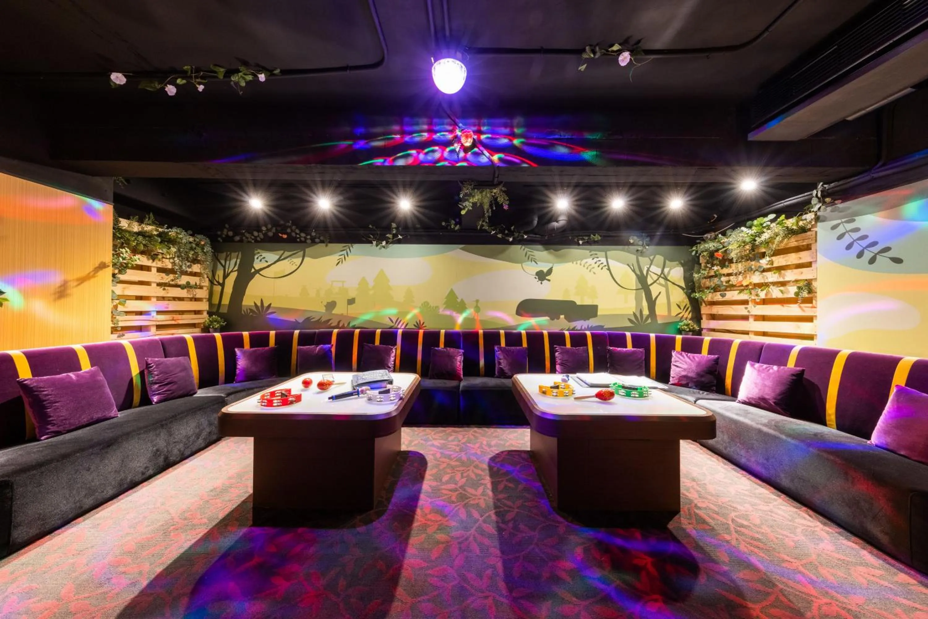 Karaoke in Taoyuan Yuehua Hotel & Golf Club