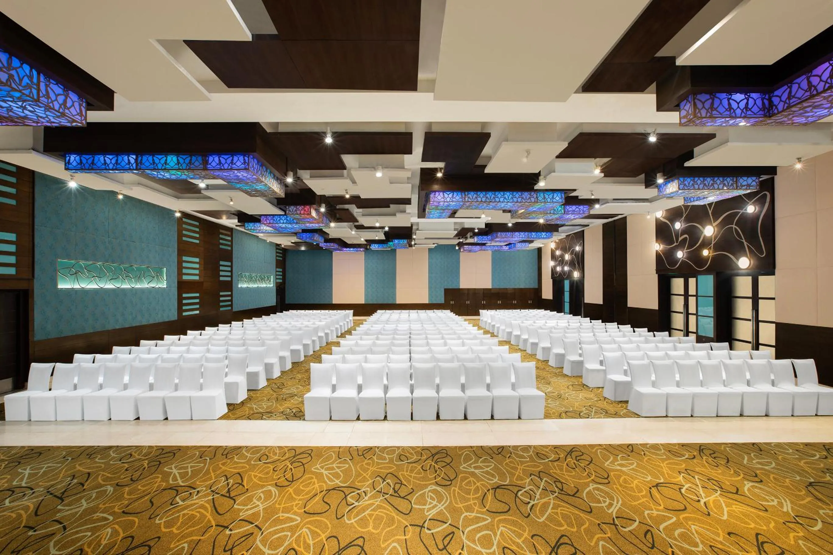Banquet/Function facilities in Crowne Plaza Greater Noida by IHG
