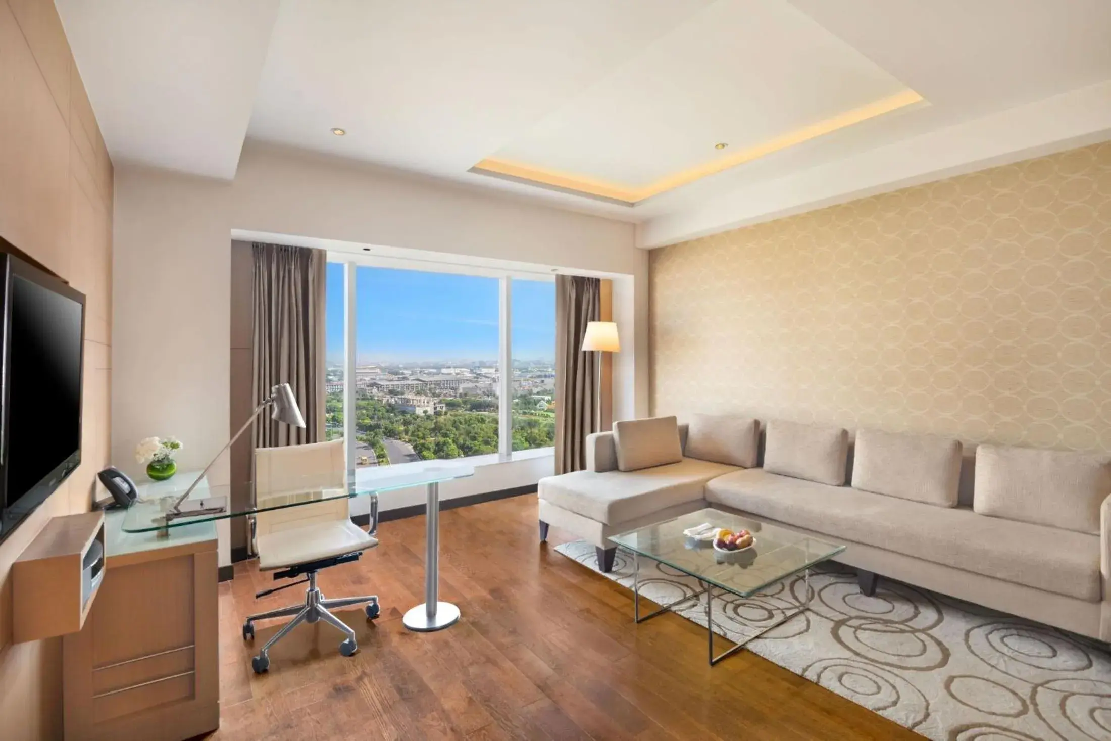 One-Bedroom King Suite - Non-Smoking in Crowne Plaza Greater Noida by IHG One-Bedroom King Suite - Non-Smoking in Crowne Plaza Greater Noida by IHG