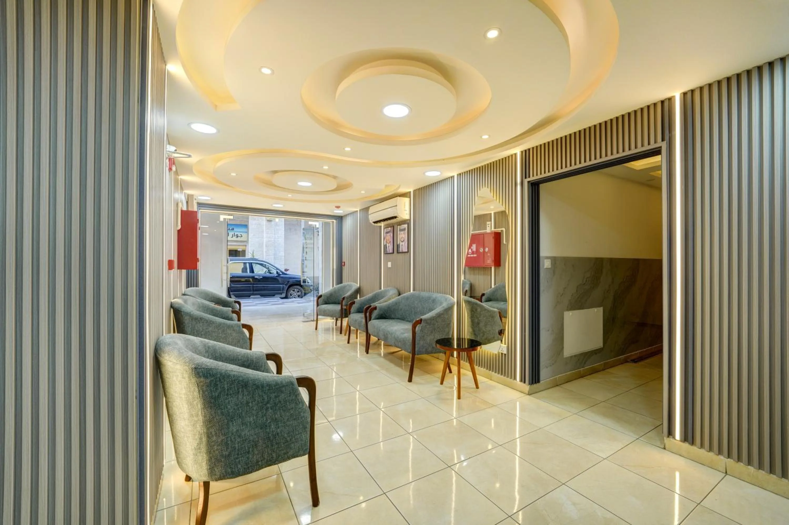 Seating area in Down Town Hotel