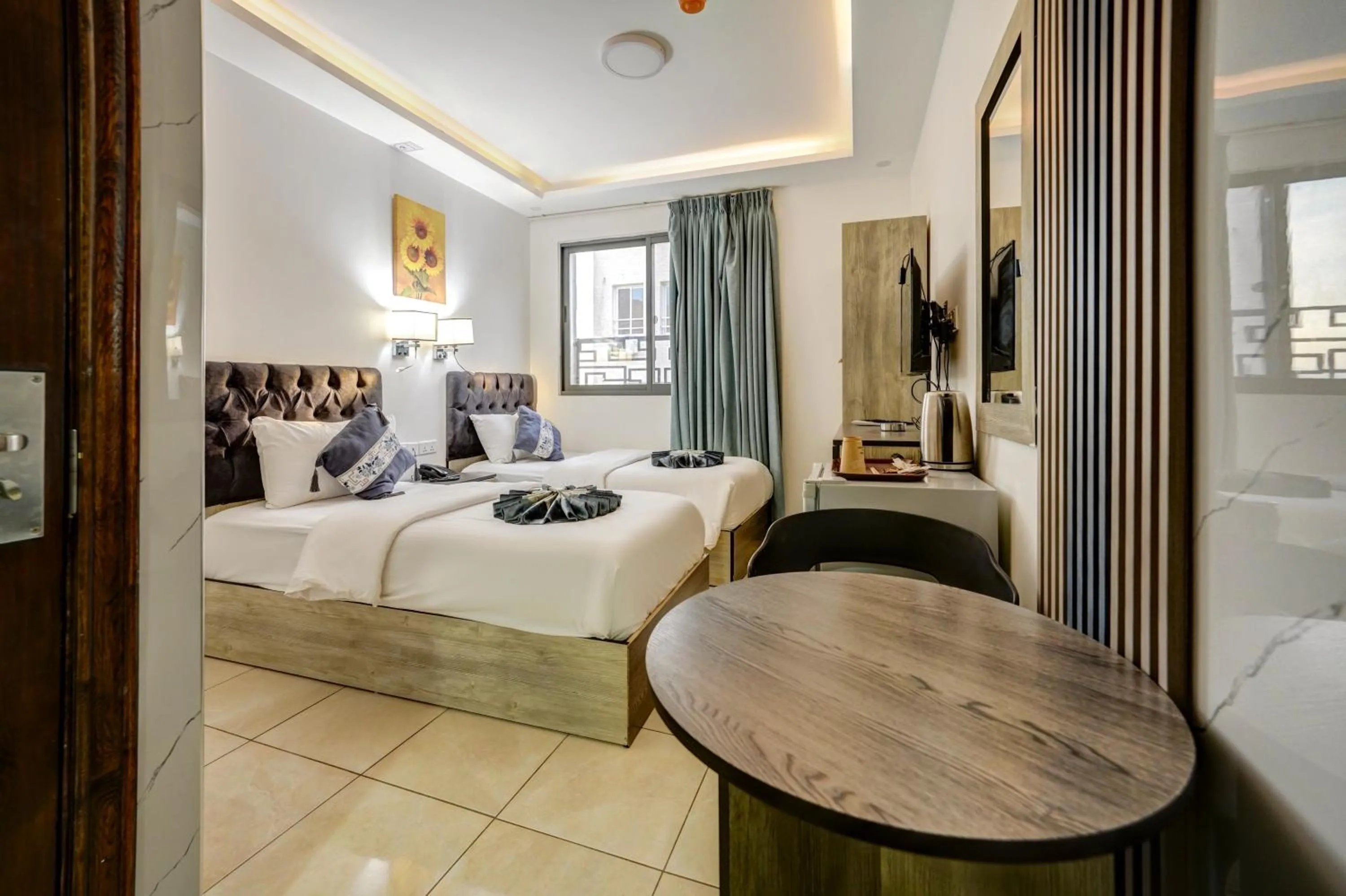 TV and multimedia in Down Town Hotel