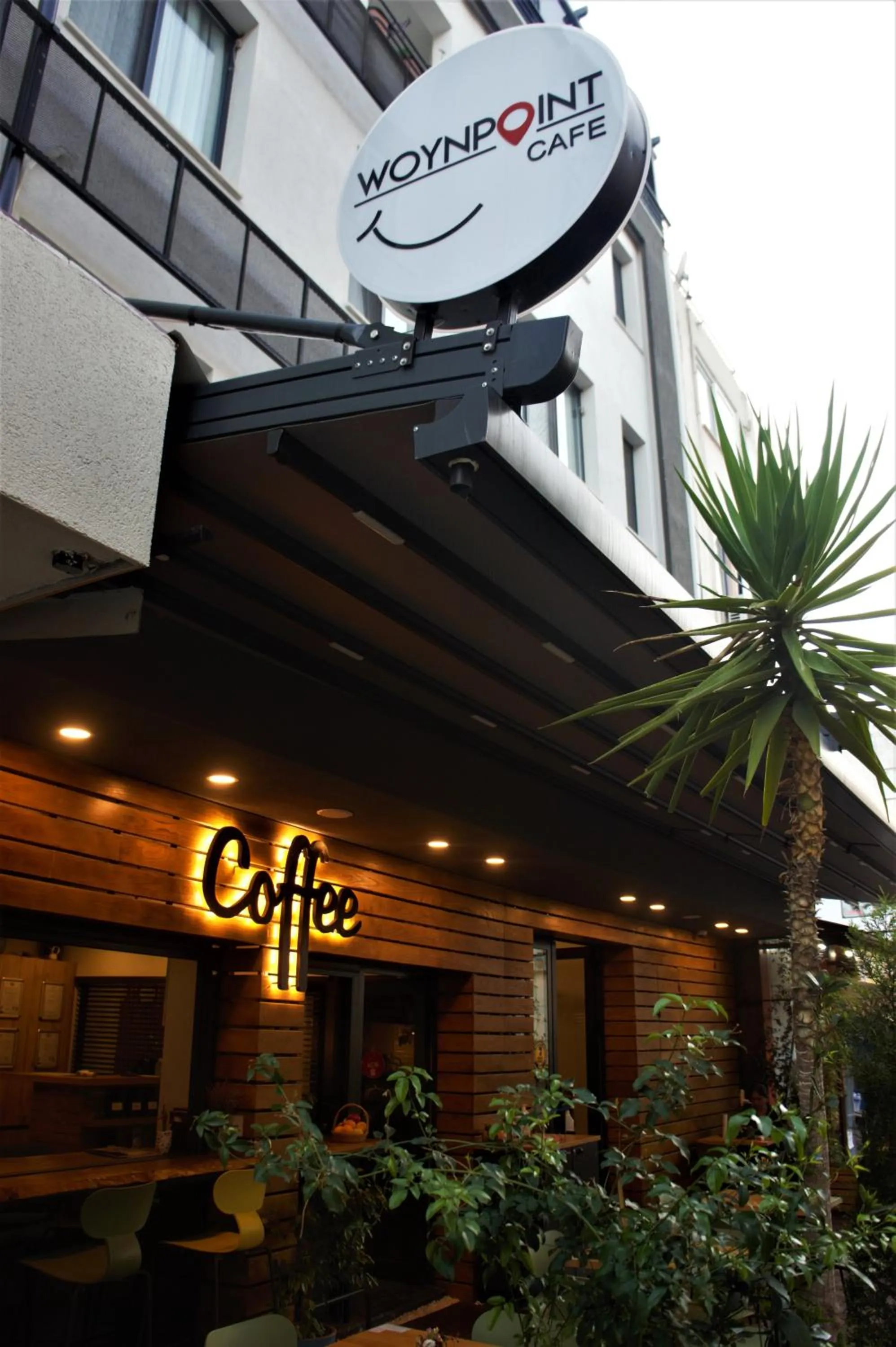 Property building in Woynpoint Hotel&Cafe