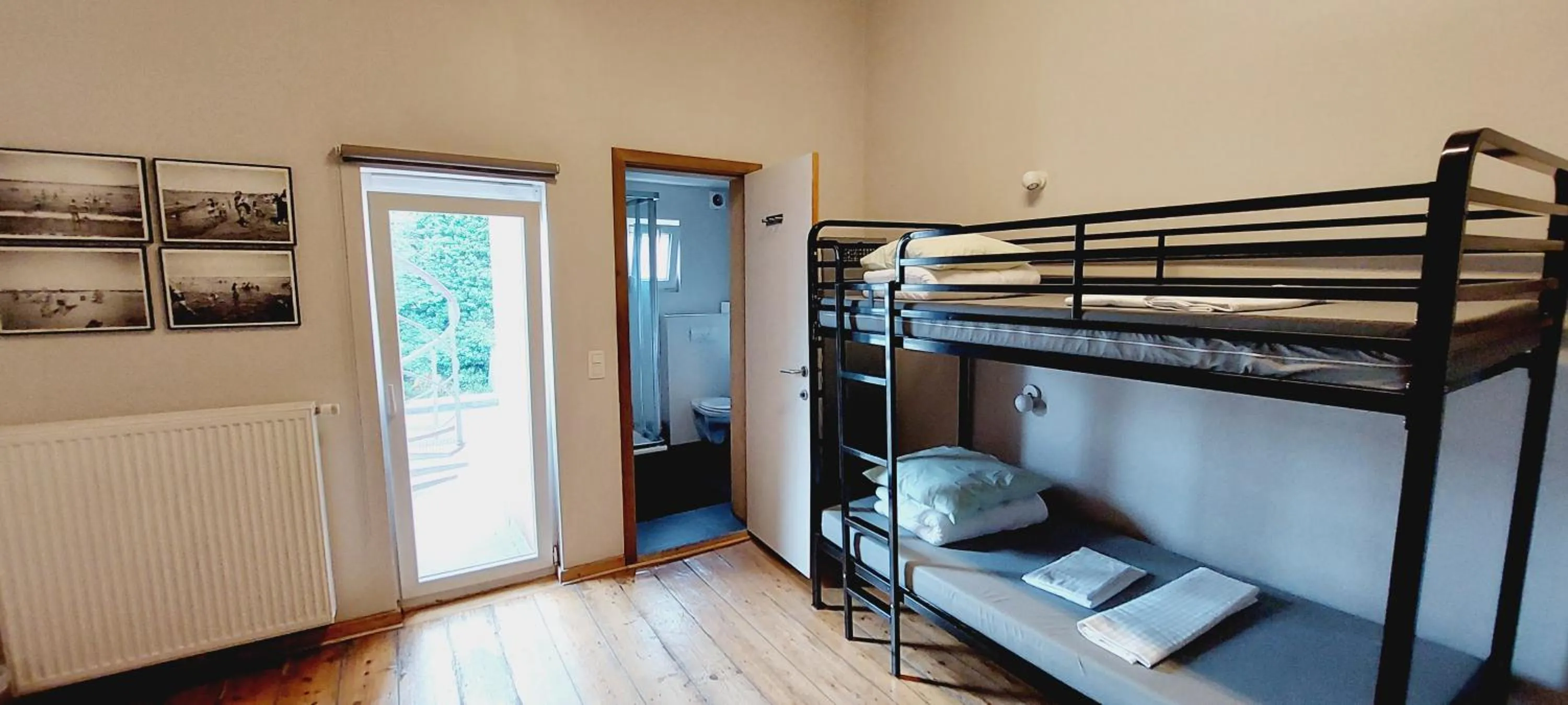 bunk bed, Bed in KaBa Hostel