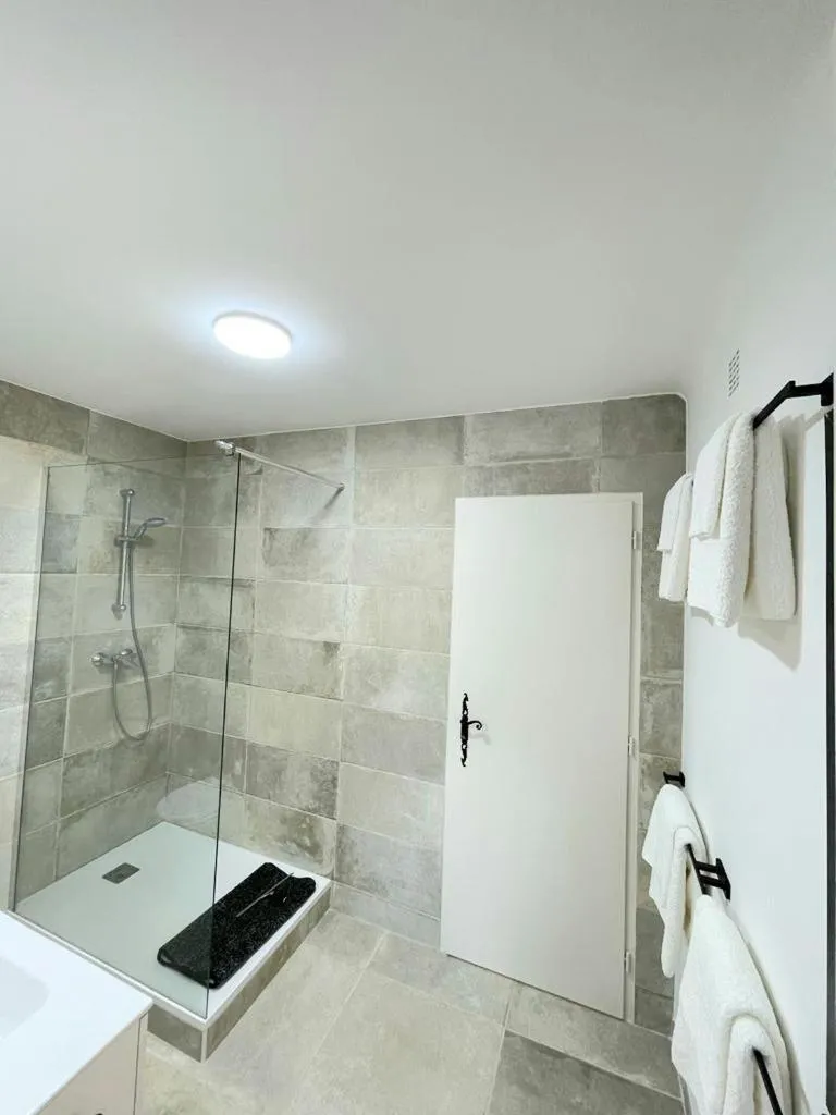 Shower in Villa Cocody