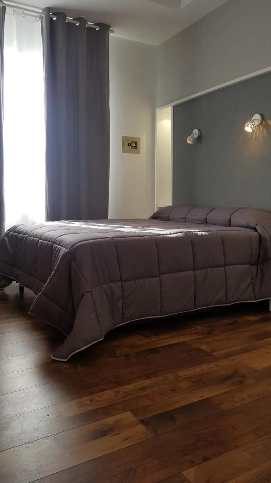 Bed in Hotel Mediterraneo