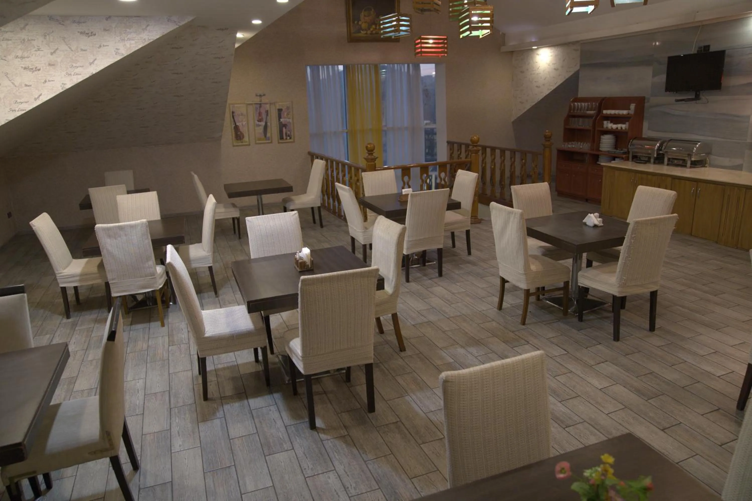 Restaurant/places to eat in Premier Hotel Baku