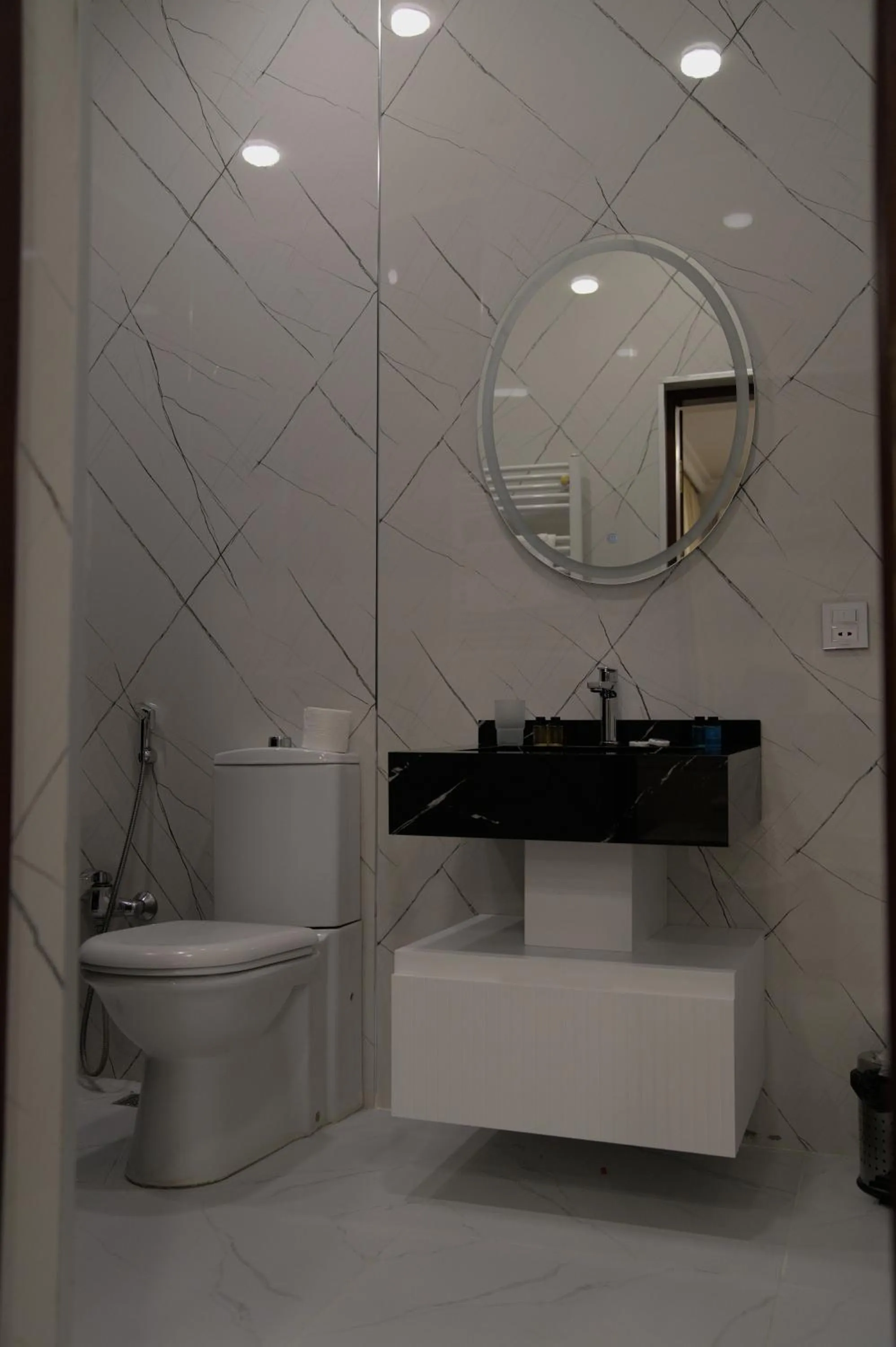 Toilet in Premier Hotel Baku