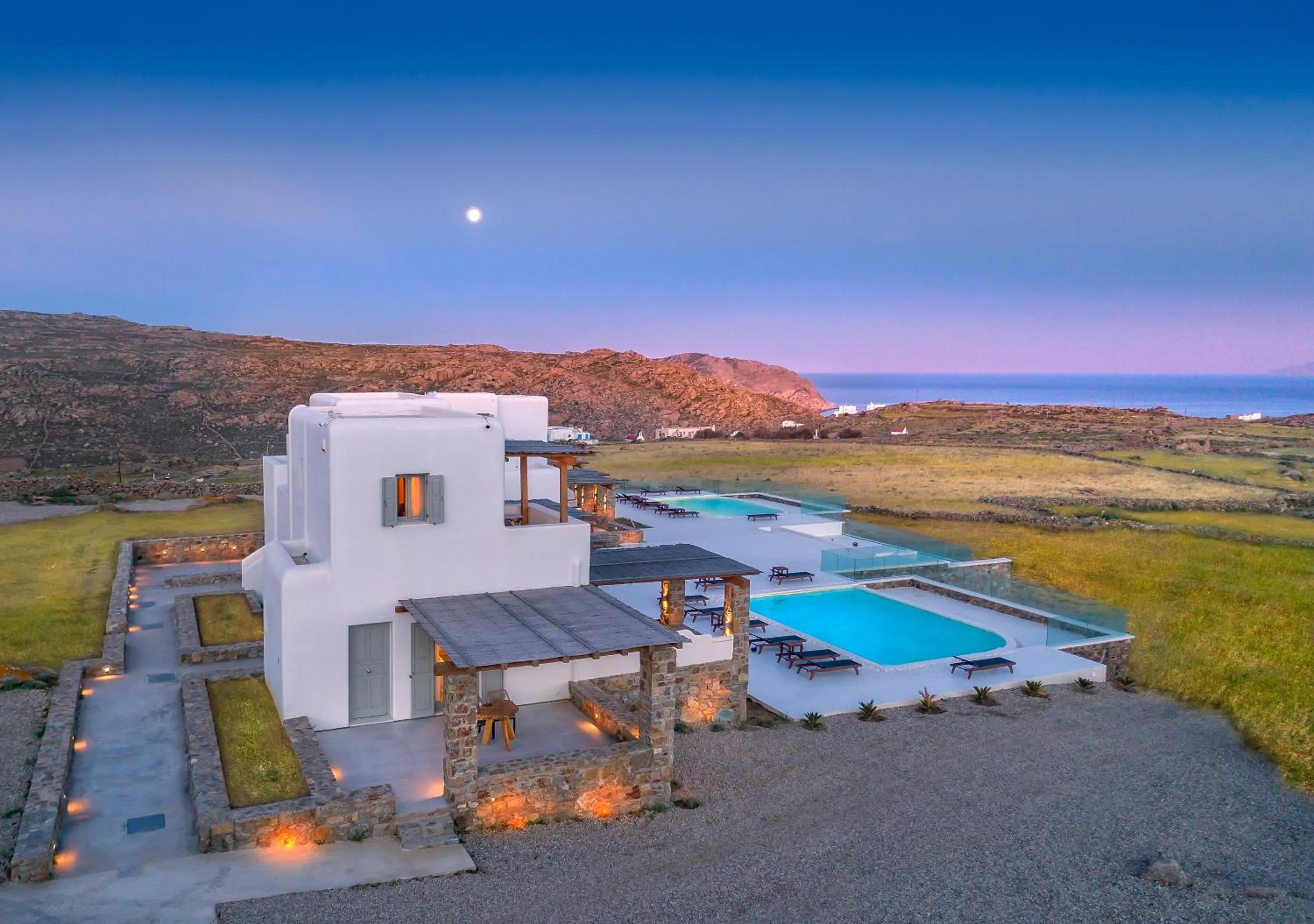 Property building in Legendary Suites