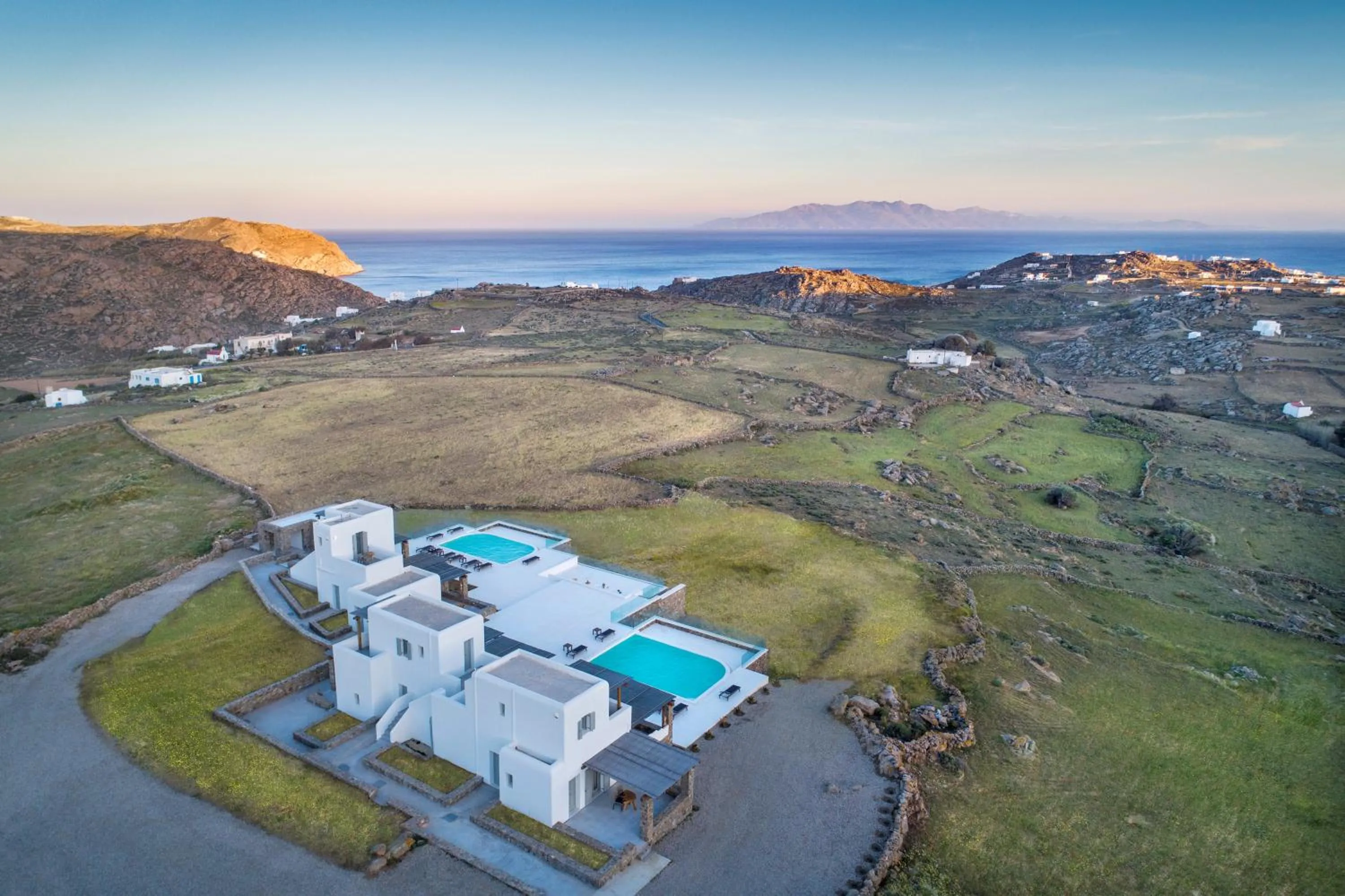 Property building in Legendary Suites