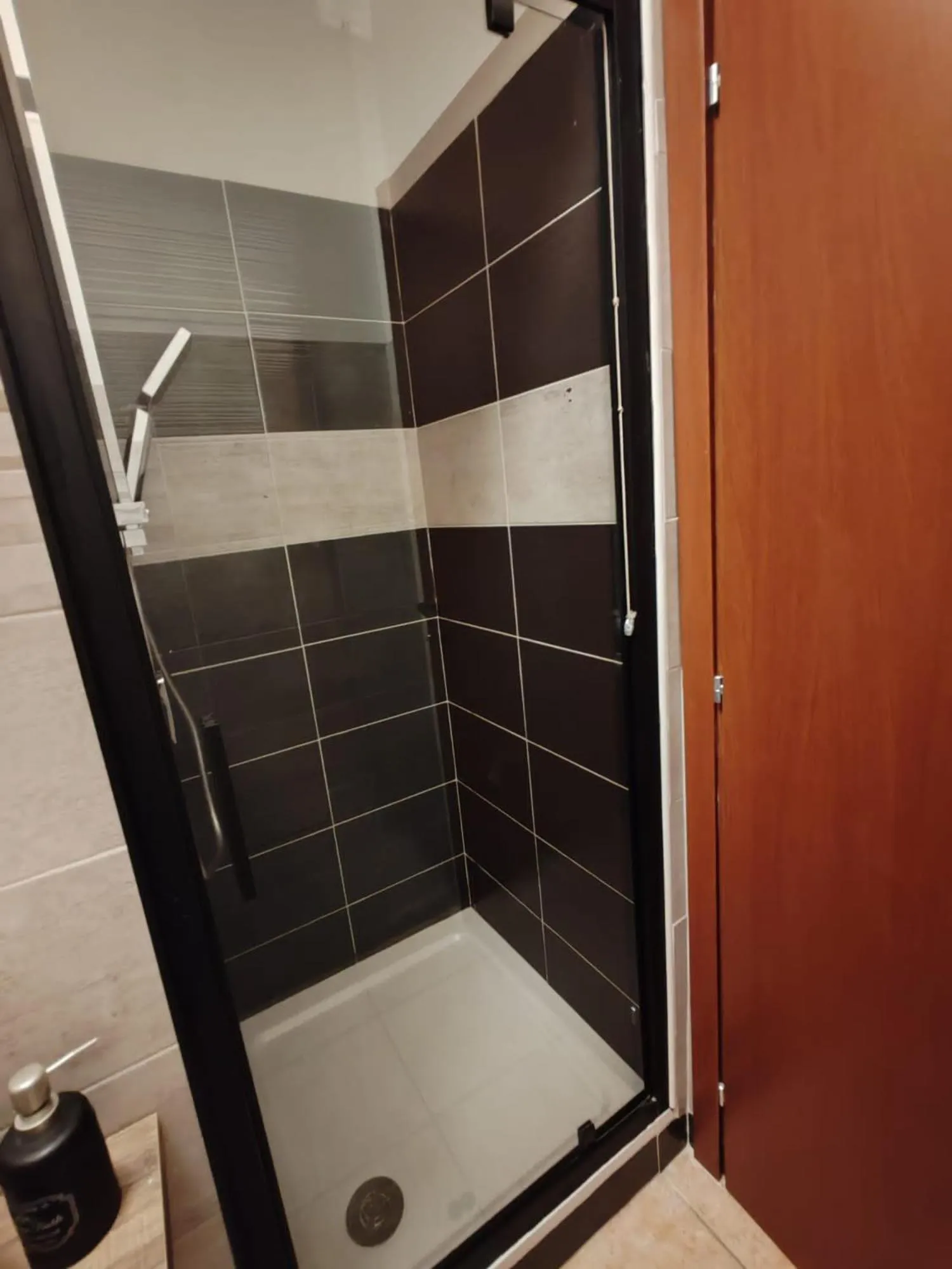 Shower in B&B Piazza Ragusa