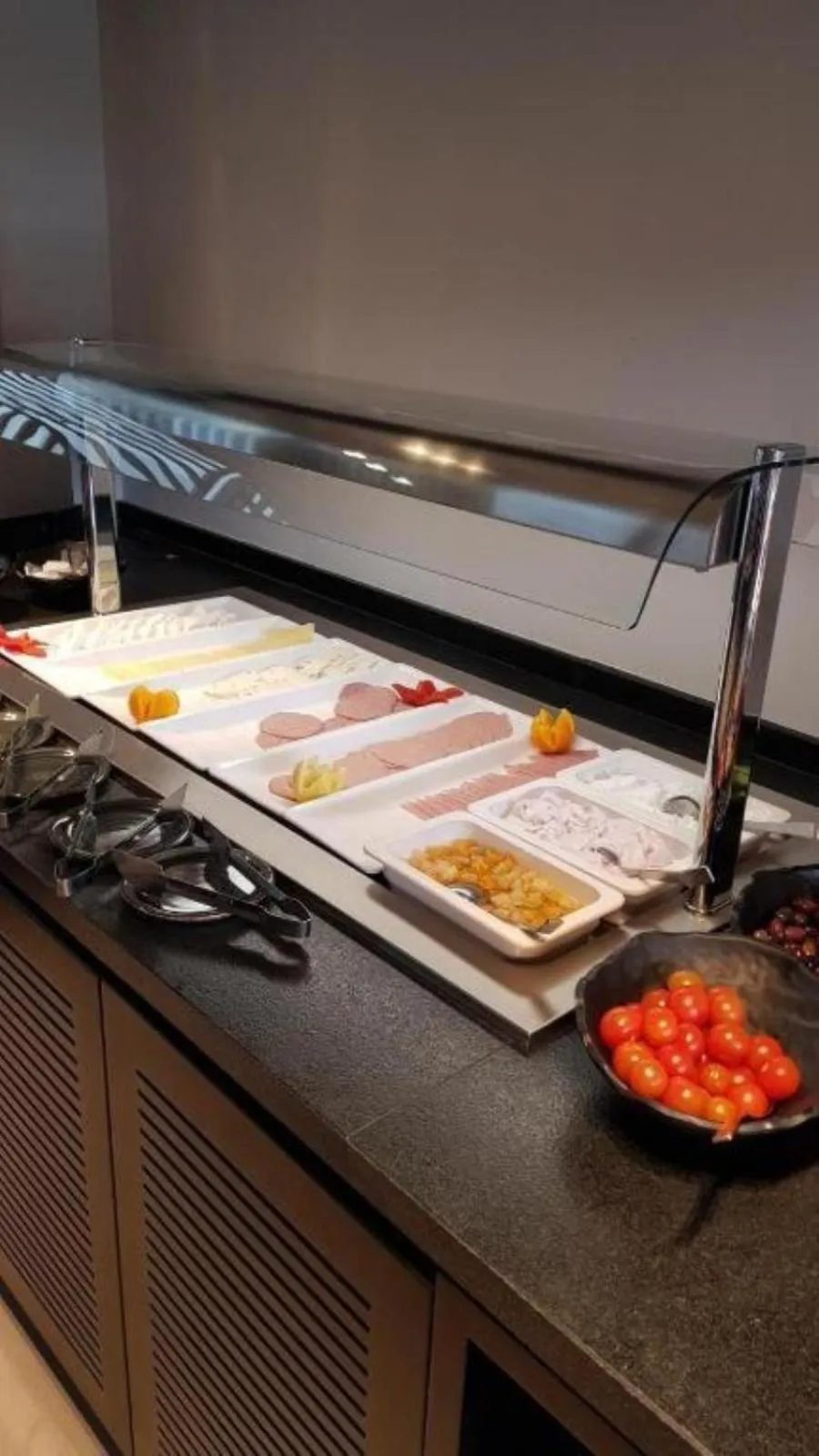 Restaurant/places to eat in Sun Plaza Suites - Adults Only