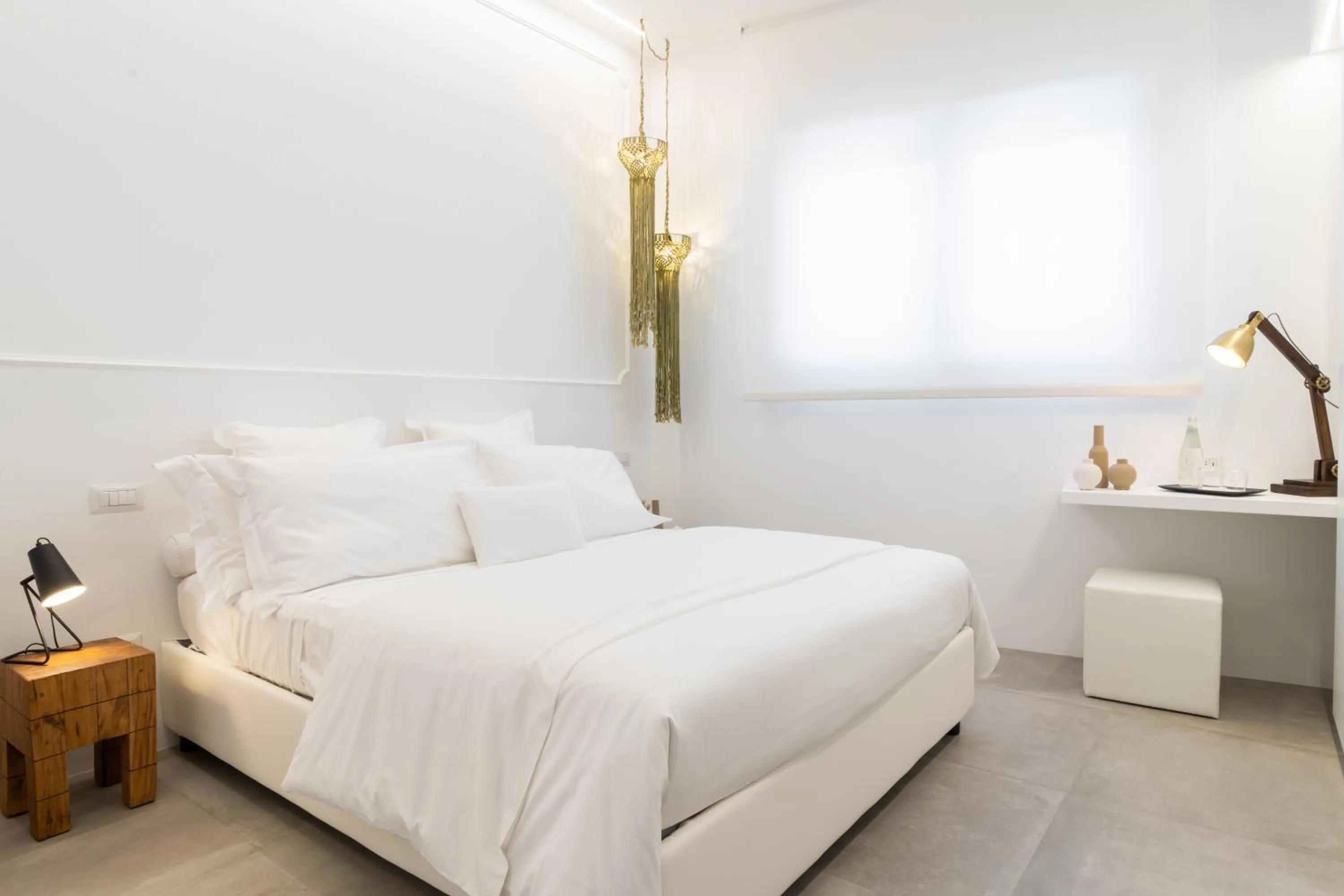 Bed in Nest House & Relax
