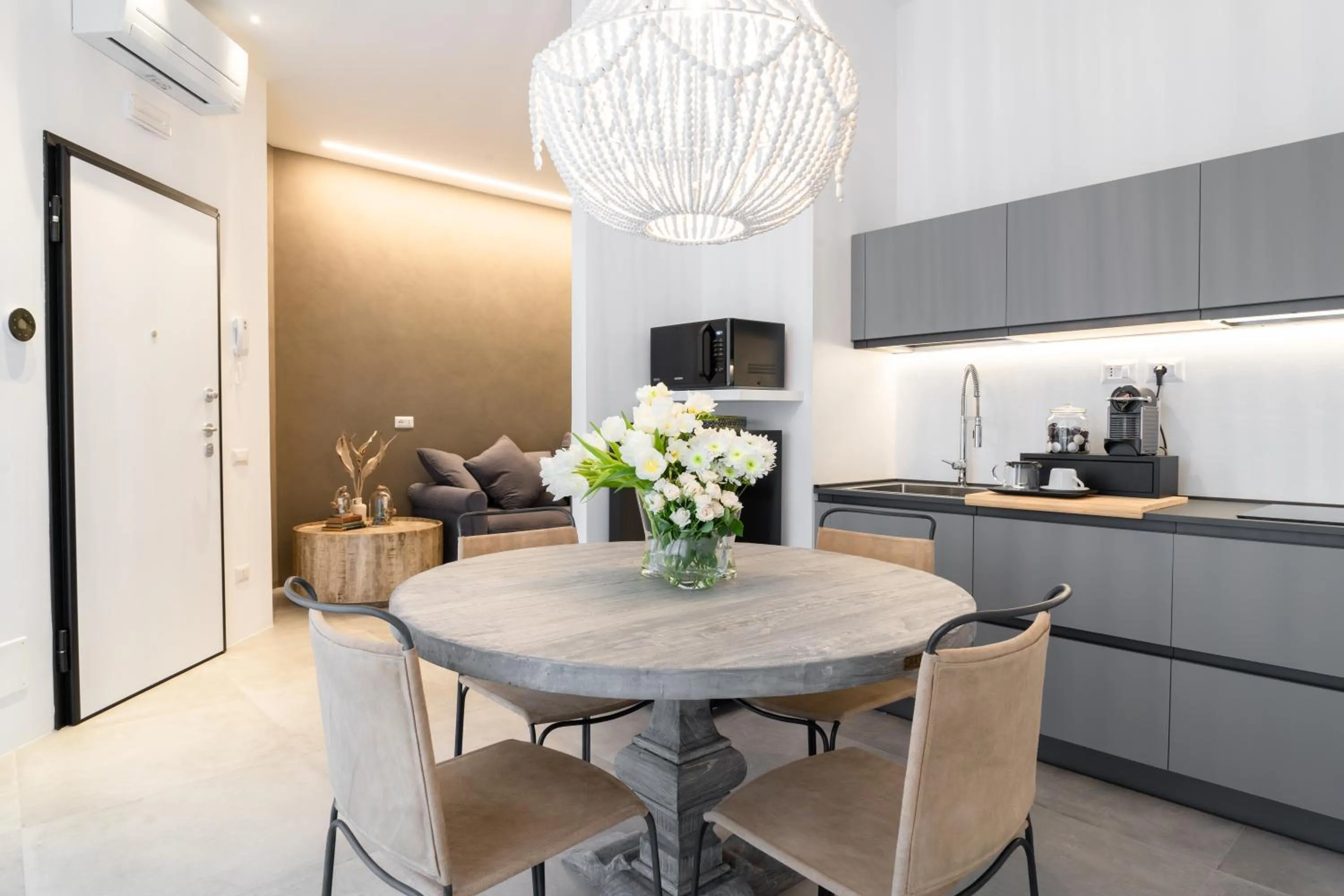 Kitchen or kitchenette in Nest House & Relax