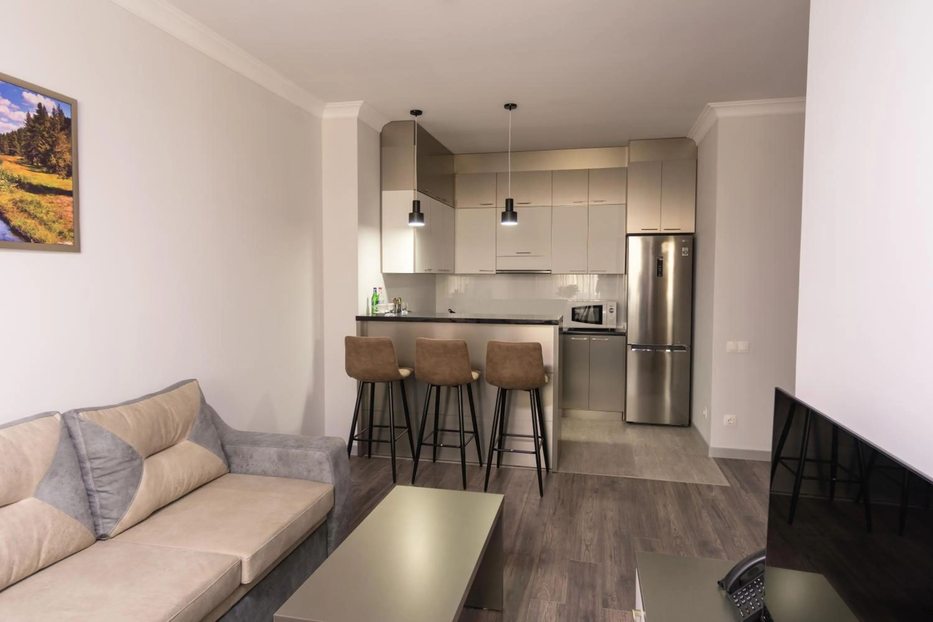Kitchen or kitchenette in Downtown Suites Yerevan
