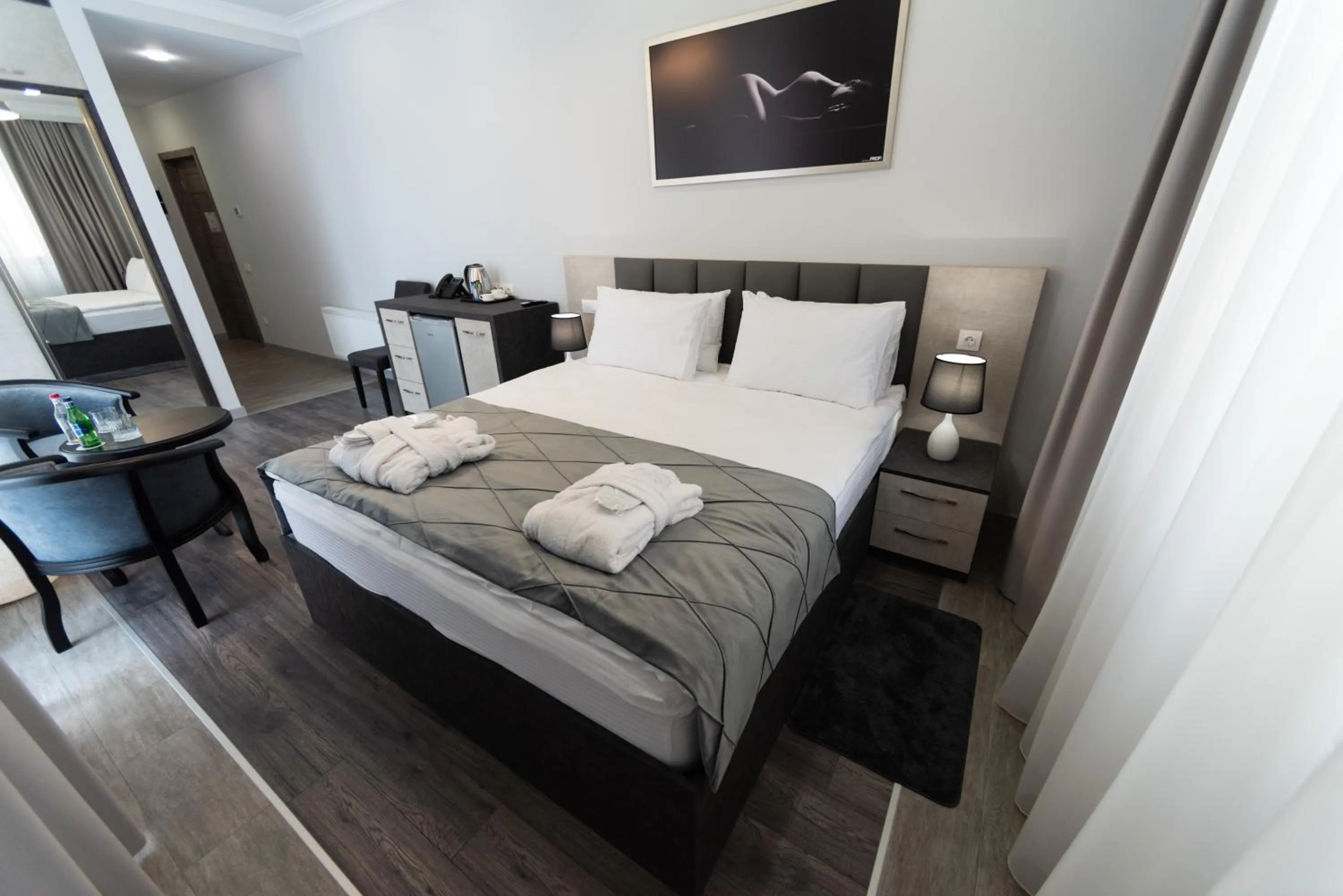 Bed in Downtown Suites Yerevan