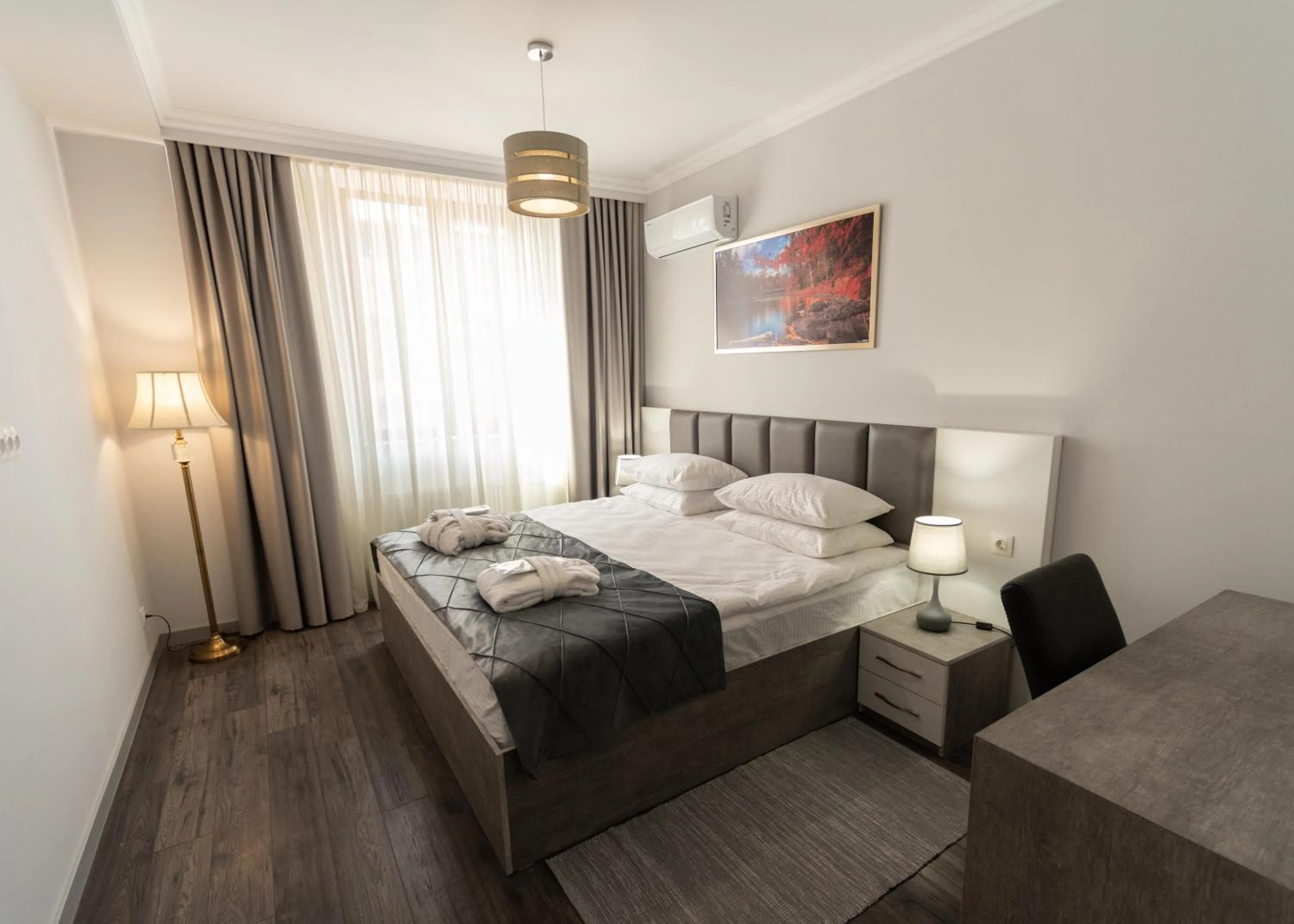 Bed in Downtown Suites Yerevan