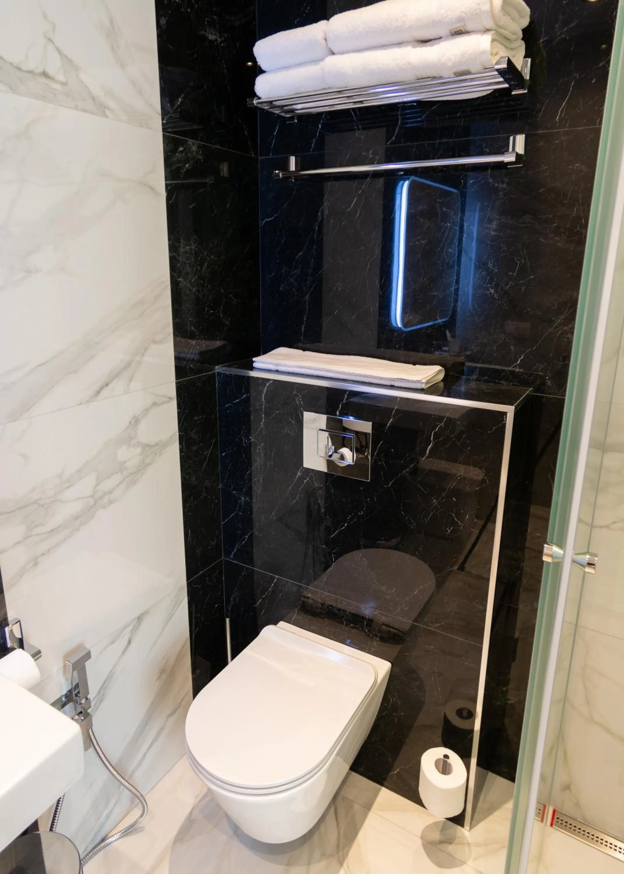 Bathroom in Downtown Suites Yerevan