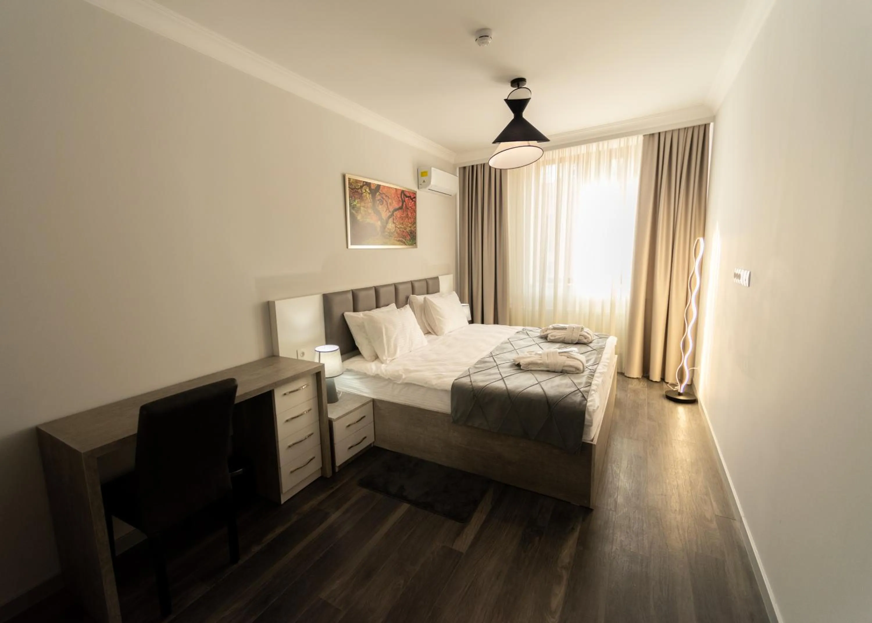 Bed in Downtown Suites Yerevan