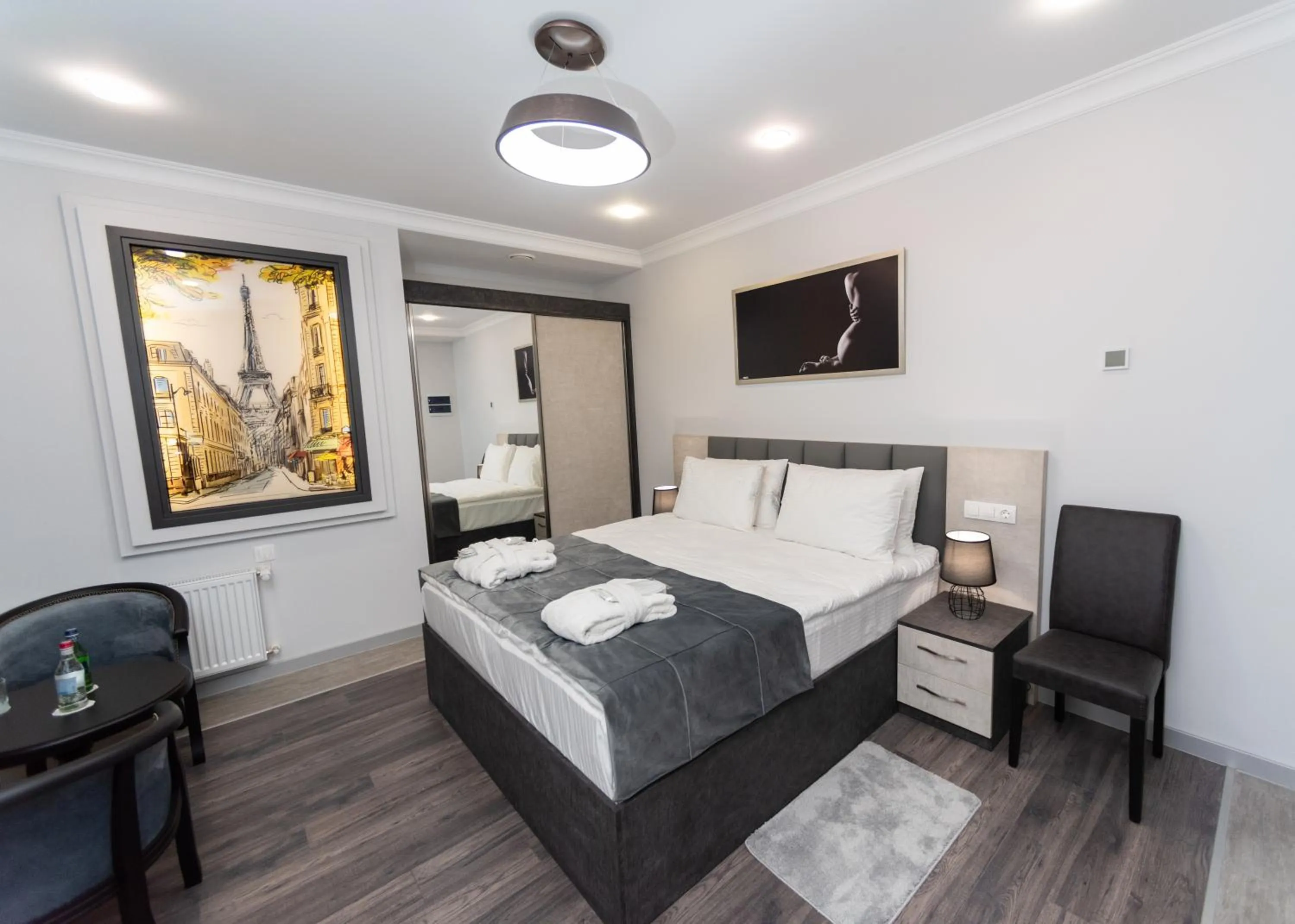 Photo of the whole room, Bed in Downtown Suites Yerevan