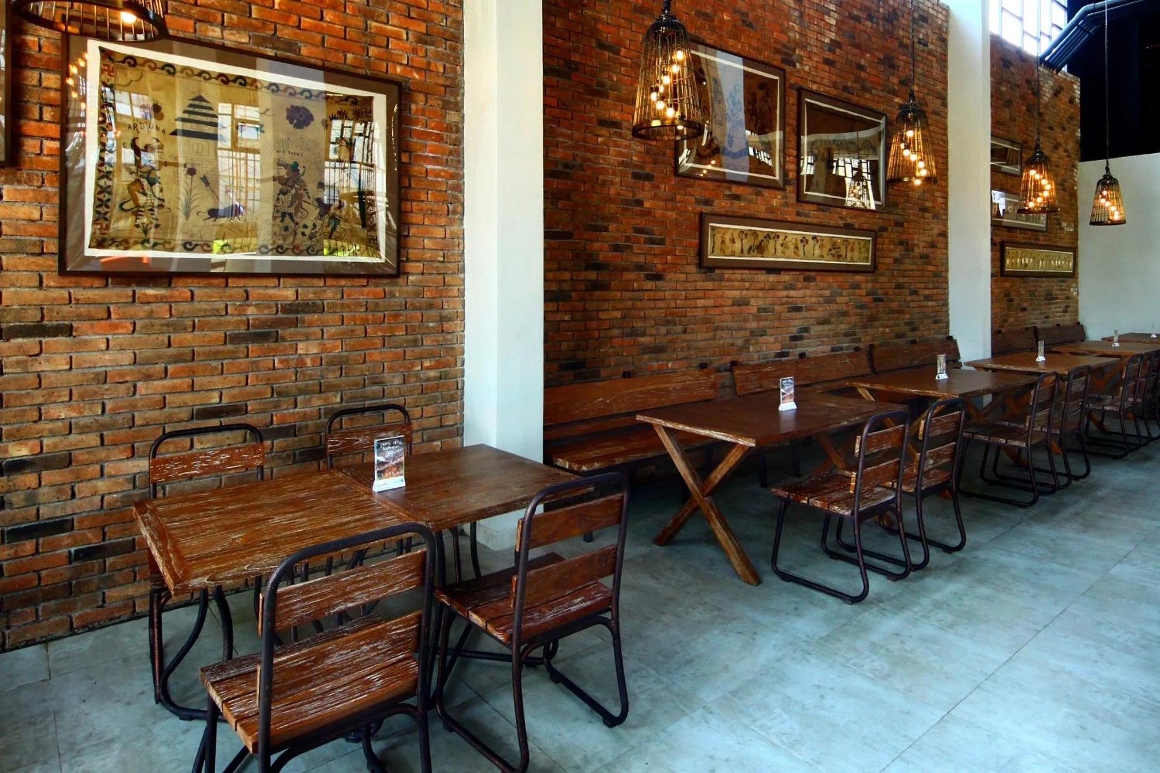 Restaurant/places to eat in Sun Island Hotel & Spa Legian