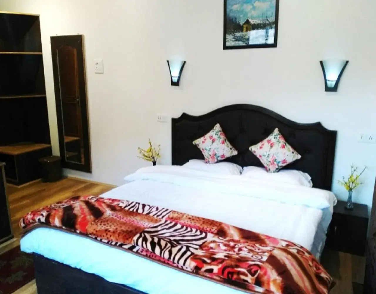 Deluxe Double Room in Cherrytree Resort Deluxe Double Room in Cherrytree Resort