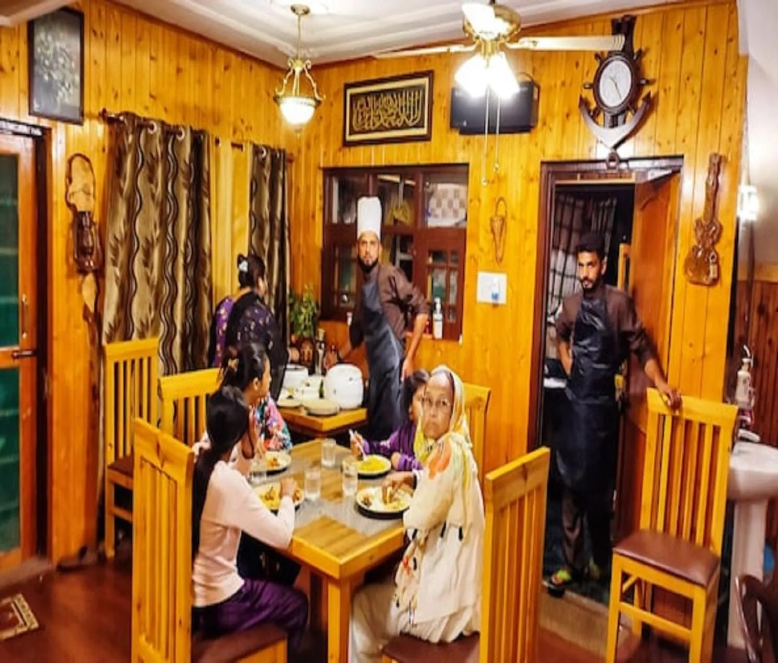 Food and drinks in Cherrytree Resort