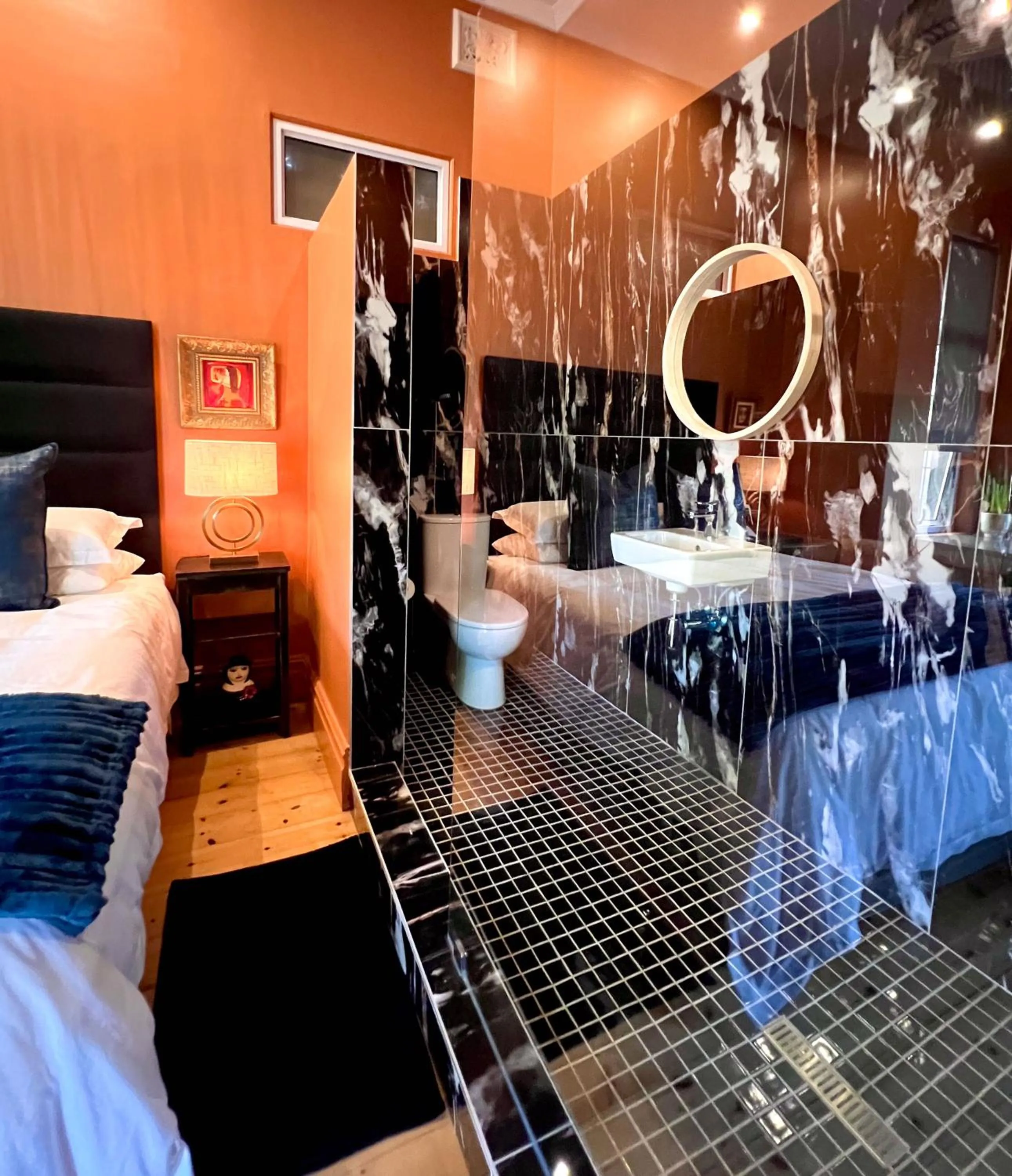 Bathroom, Bed in Terebinte Bed & Breakfast