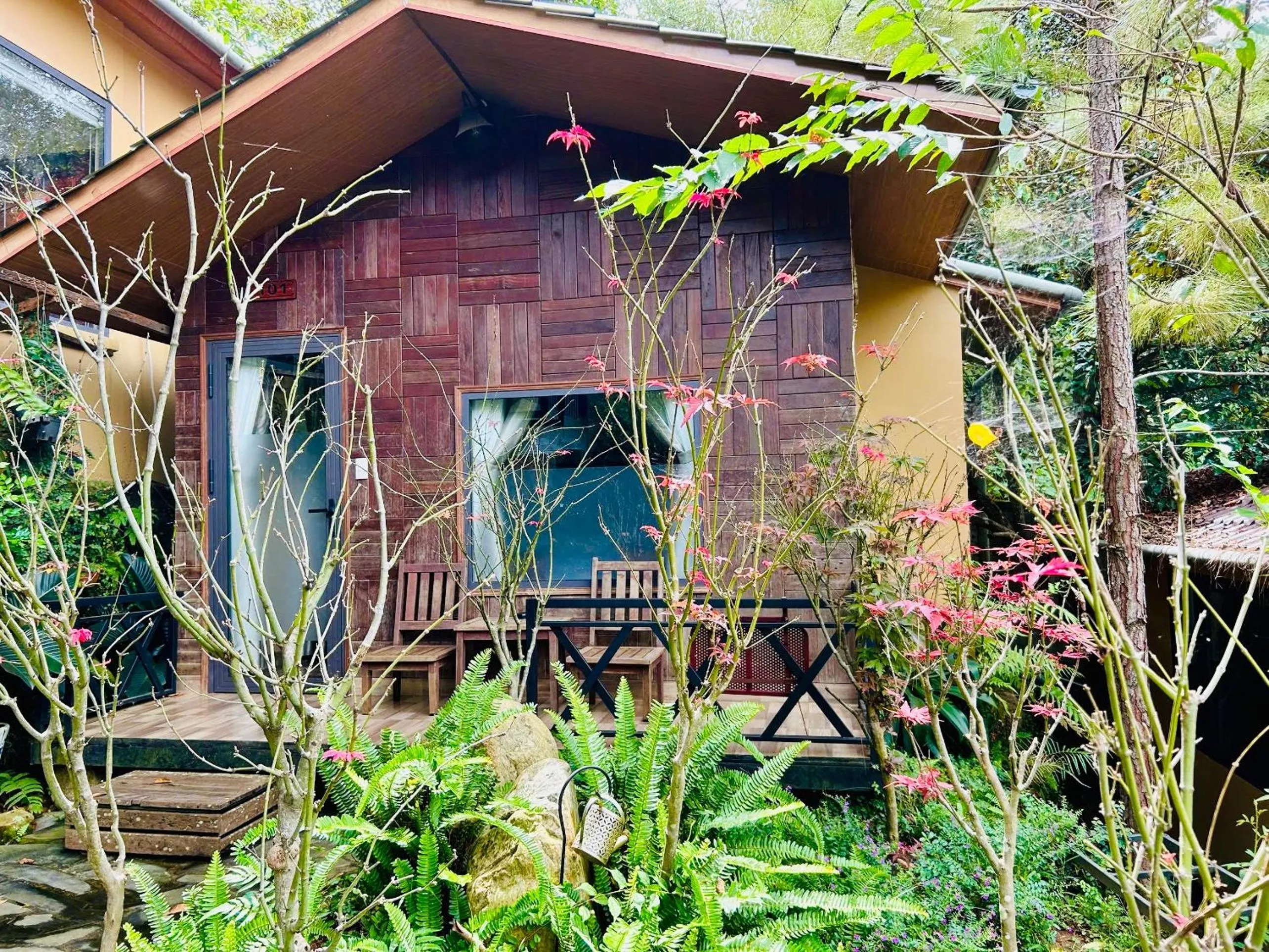 BAZAN HOME - Hotel & Bungalow