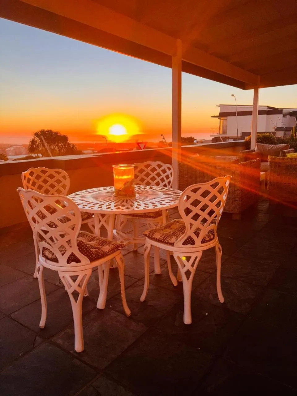 Sunrise in Sir Roys at the Sea