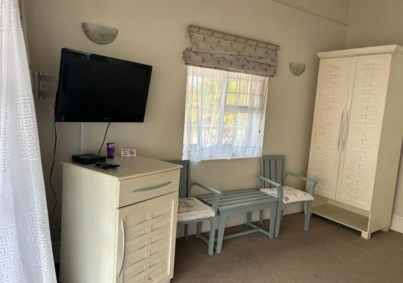 TV and multimedia in Sir Roys at the Sea