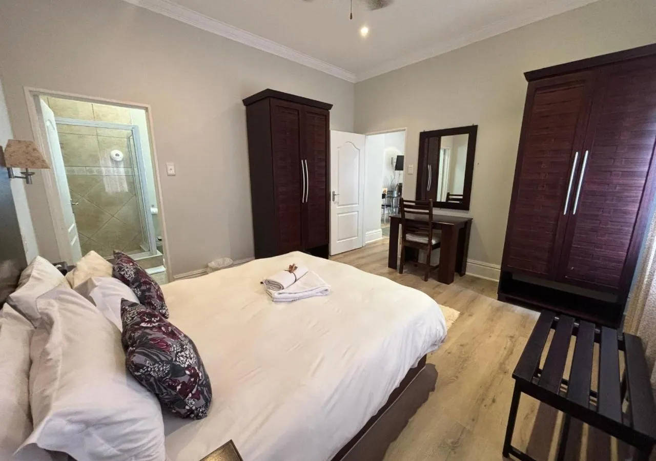 Bed in Sir Roys at the Sea