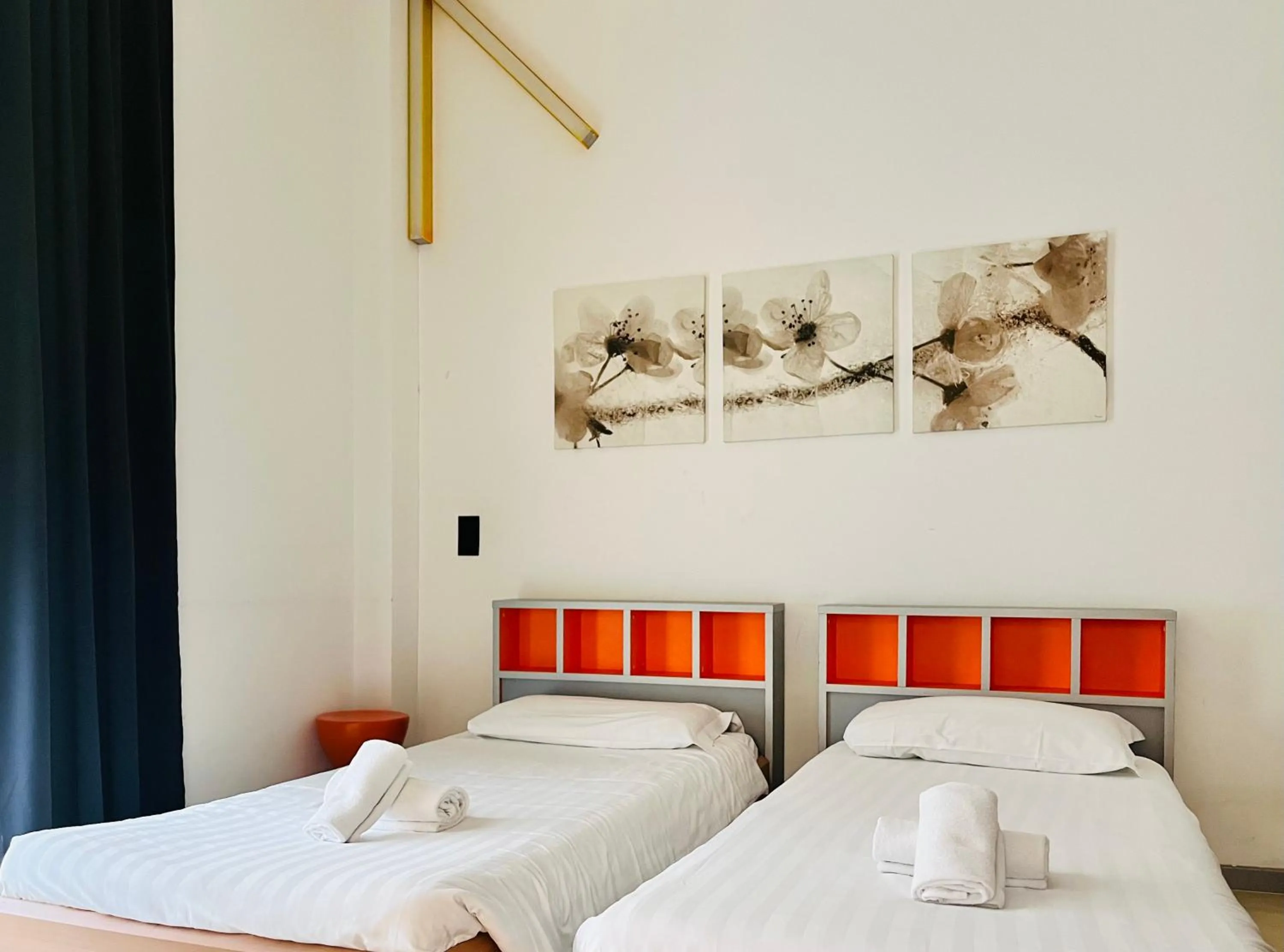 Bed in GuestHouse University by LR - self check in