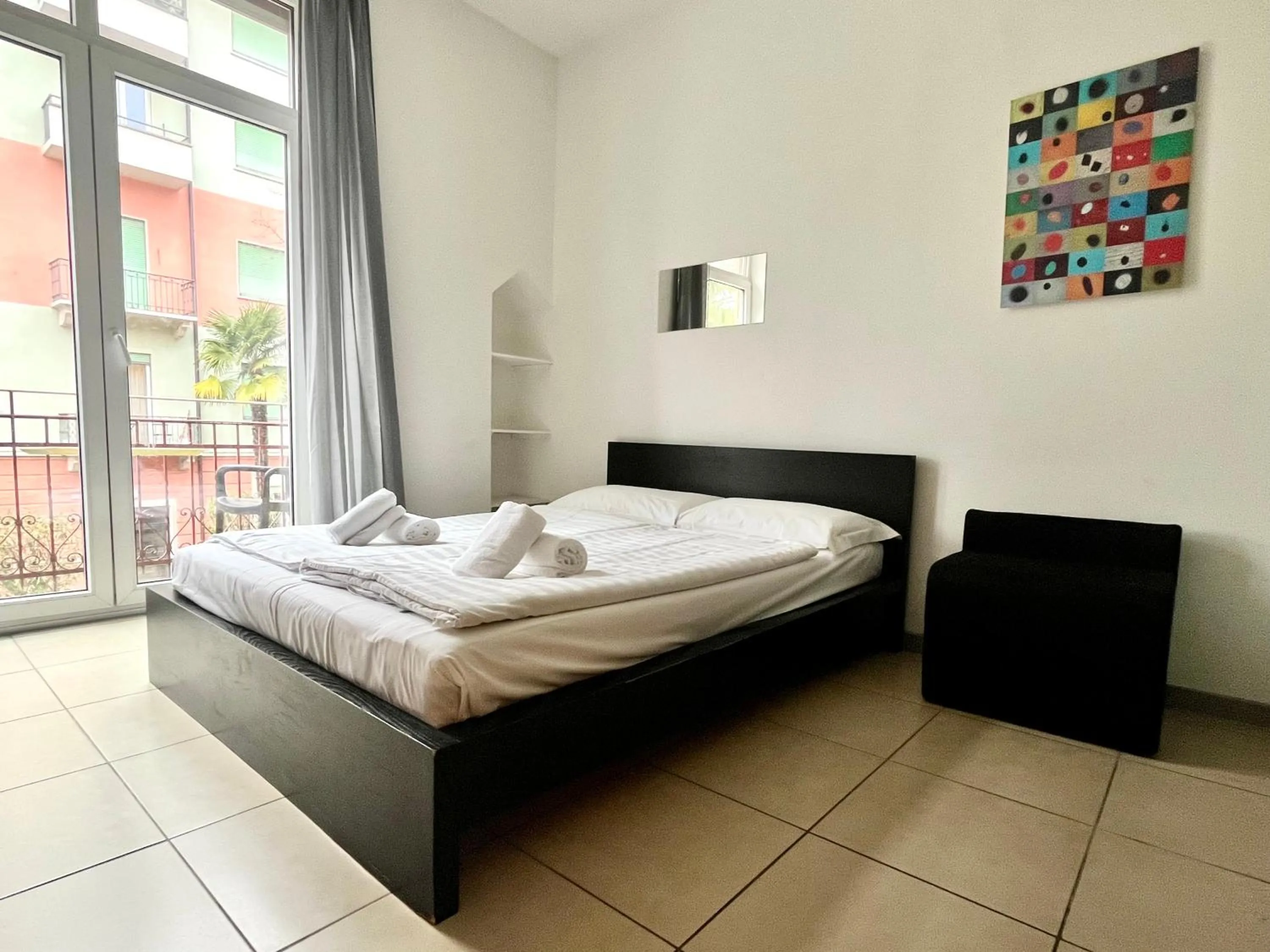 Bed in GuestHouse University by LR - self check in