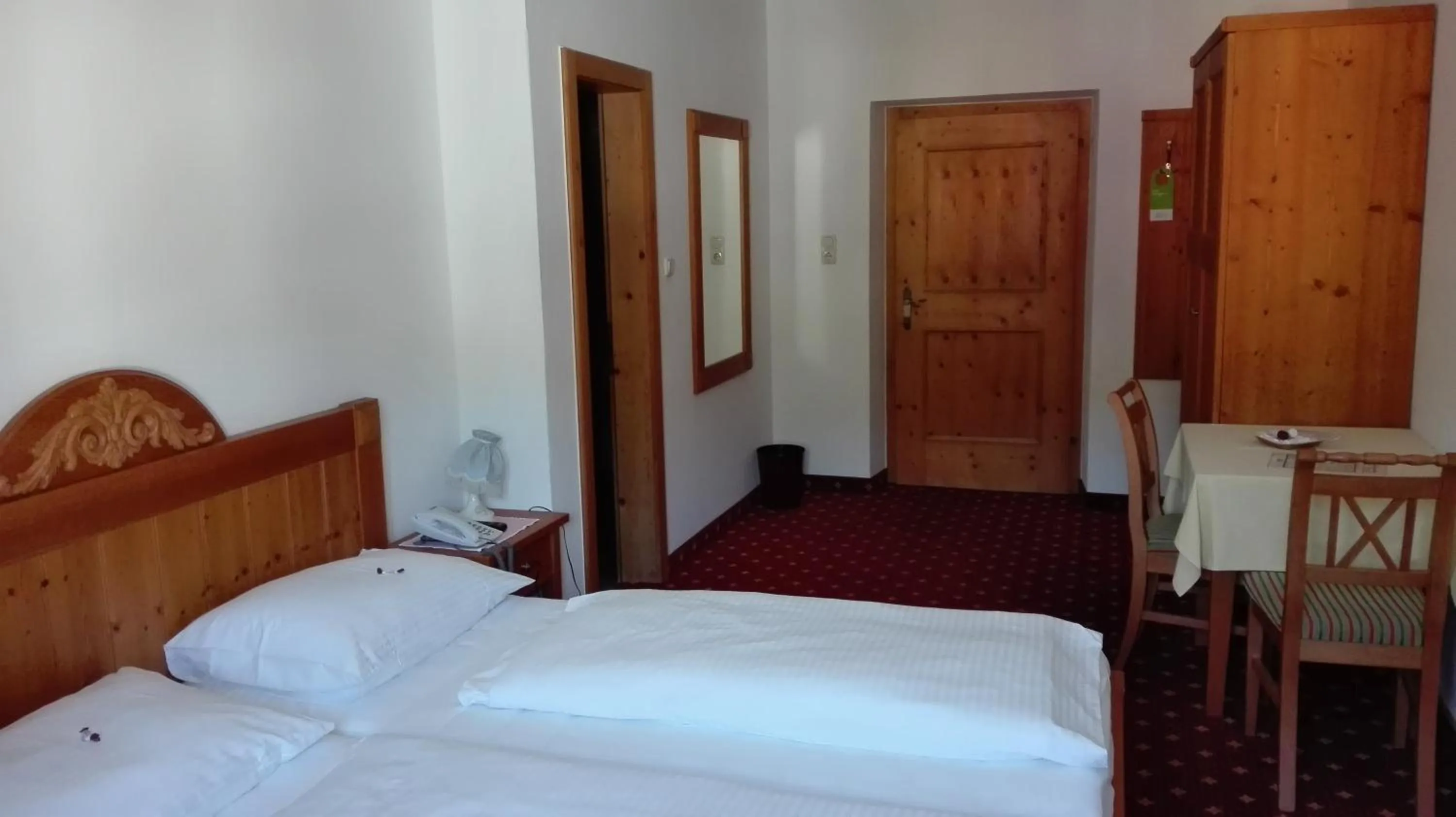 View (from property/room), Bed in Hotel Bechlwirt