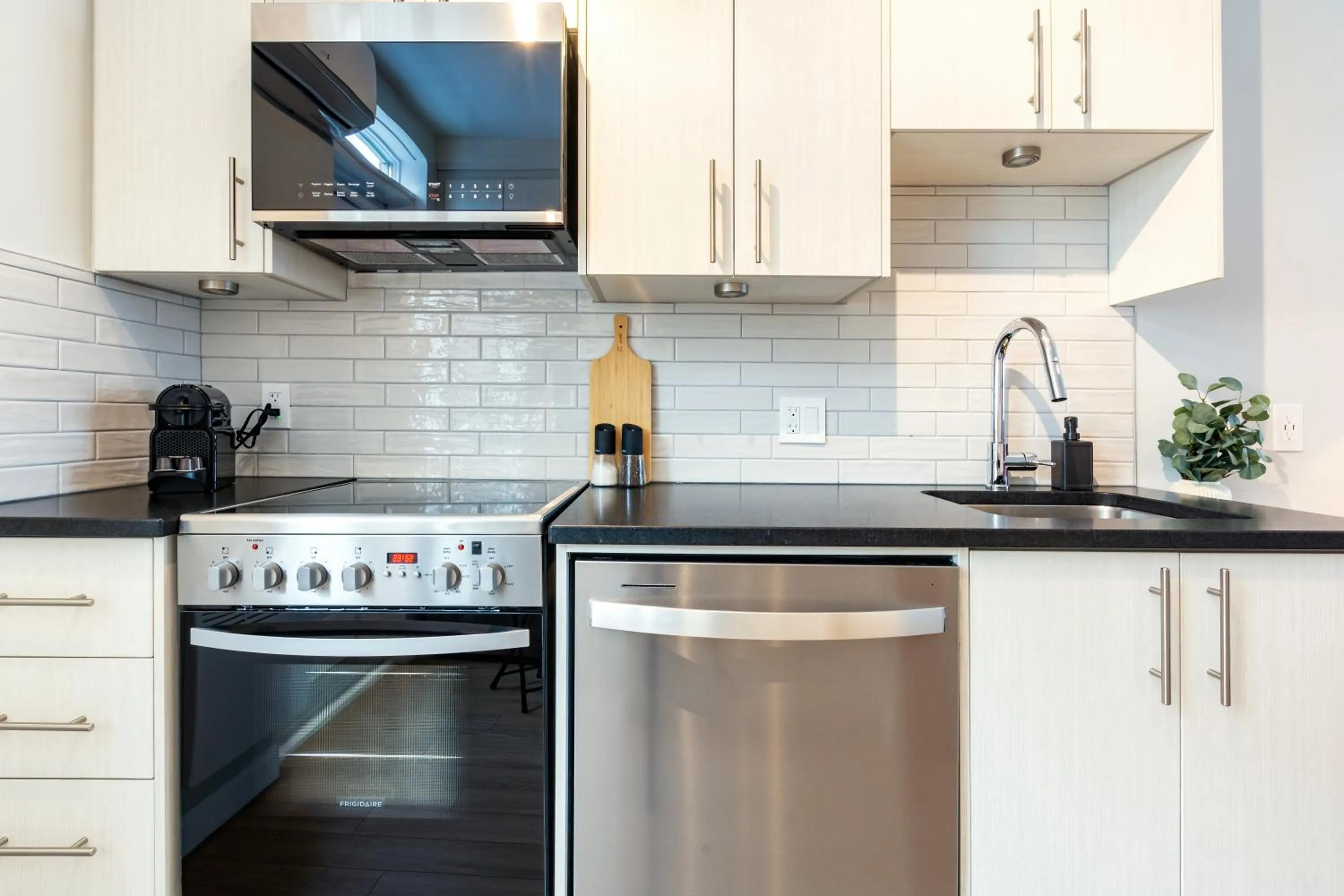 kitchen in Appart hôtel Le Saint-Anselme